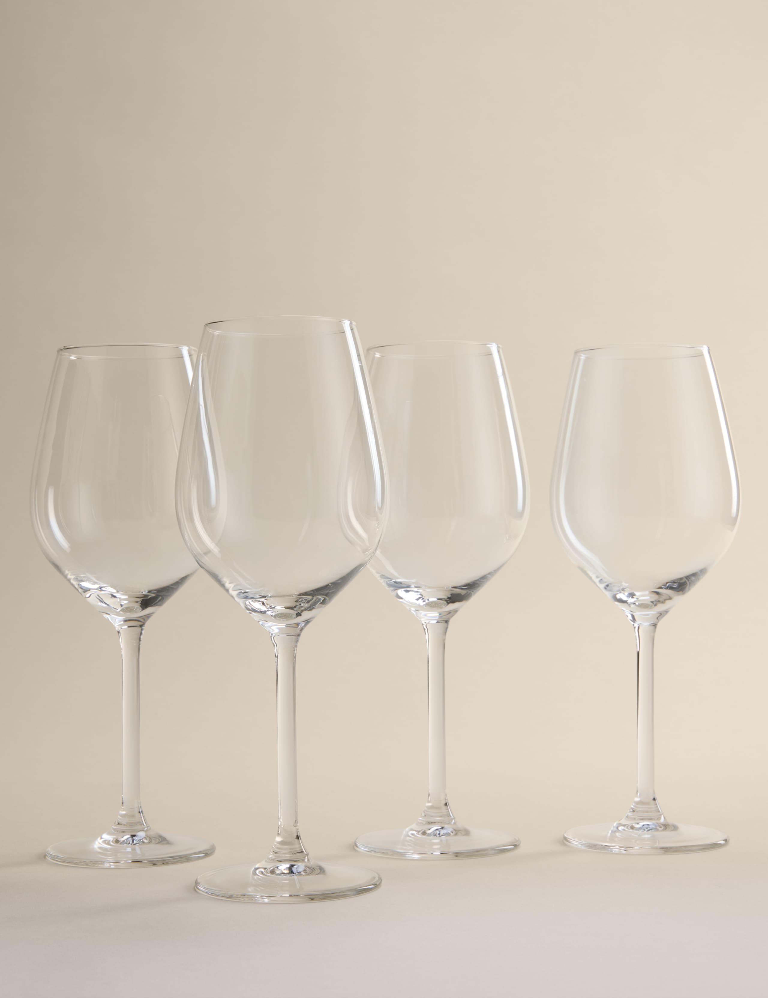 Set of 4 Everyday Red Wine Glasses 1 of 4