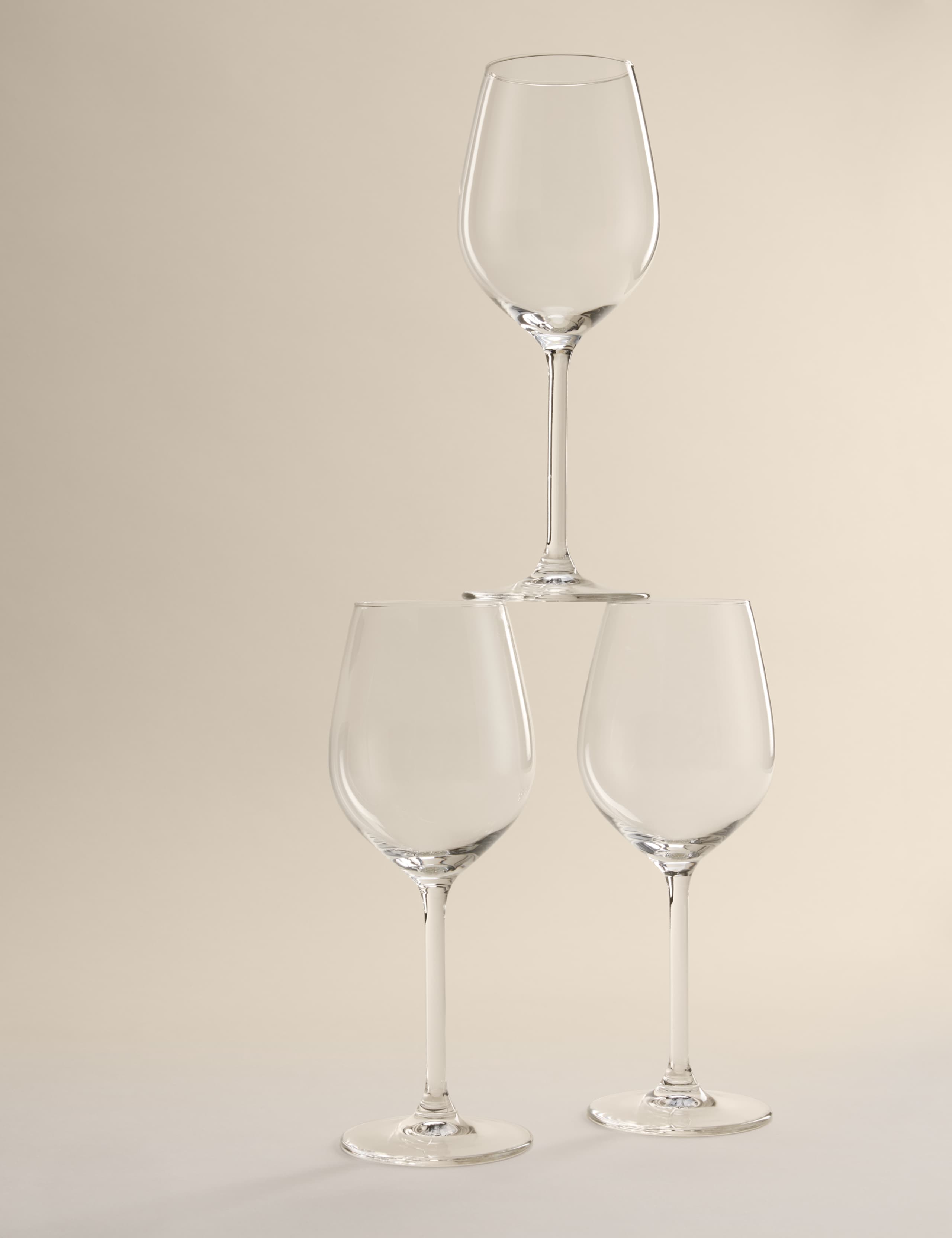Set of 4 Everyday White Wine Glasses 4 of 5