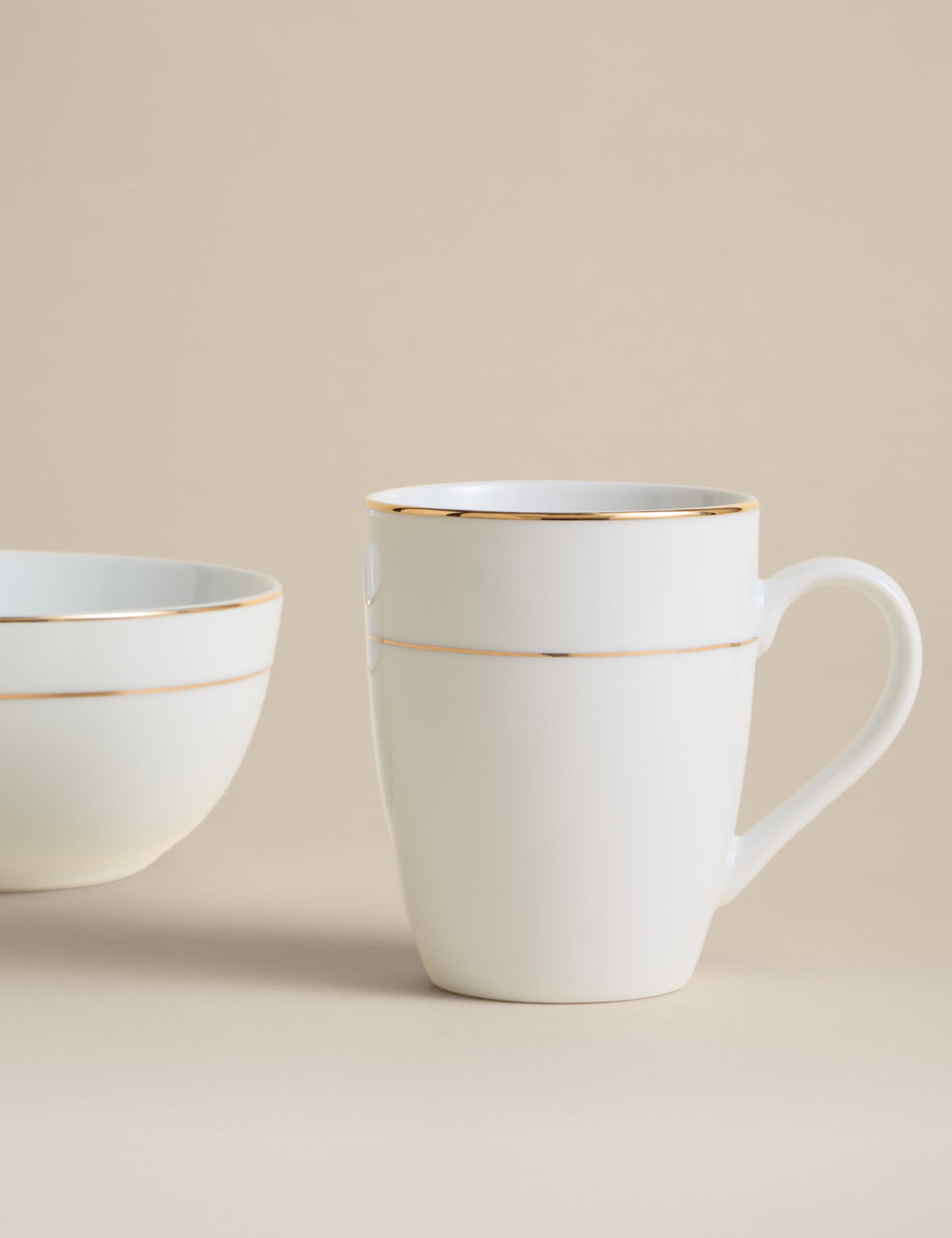 16 Piece Gilded Rim Dinner Set 5 of 5