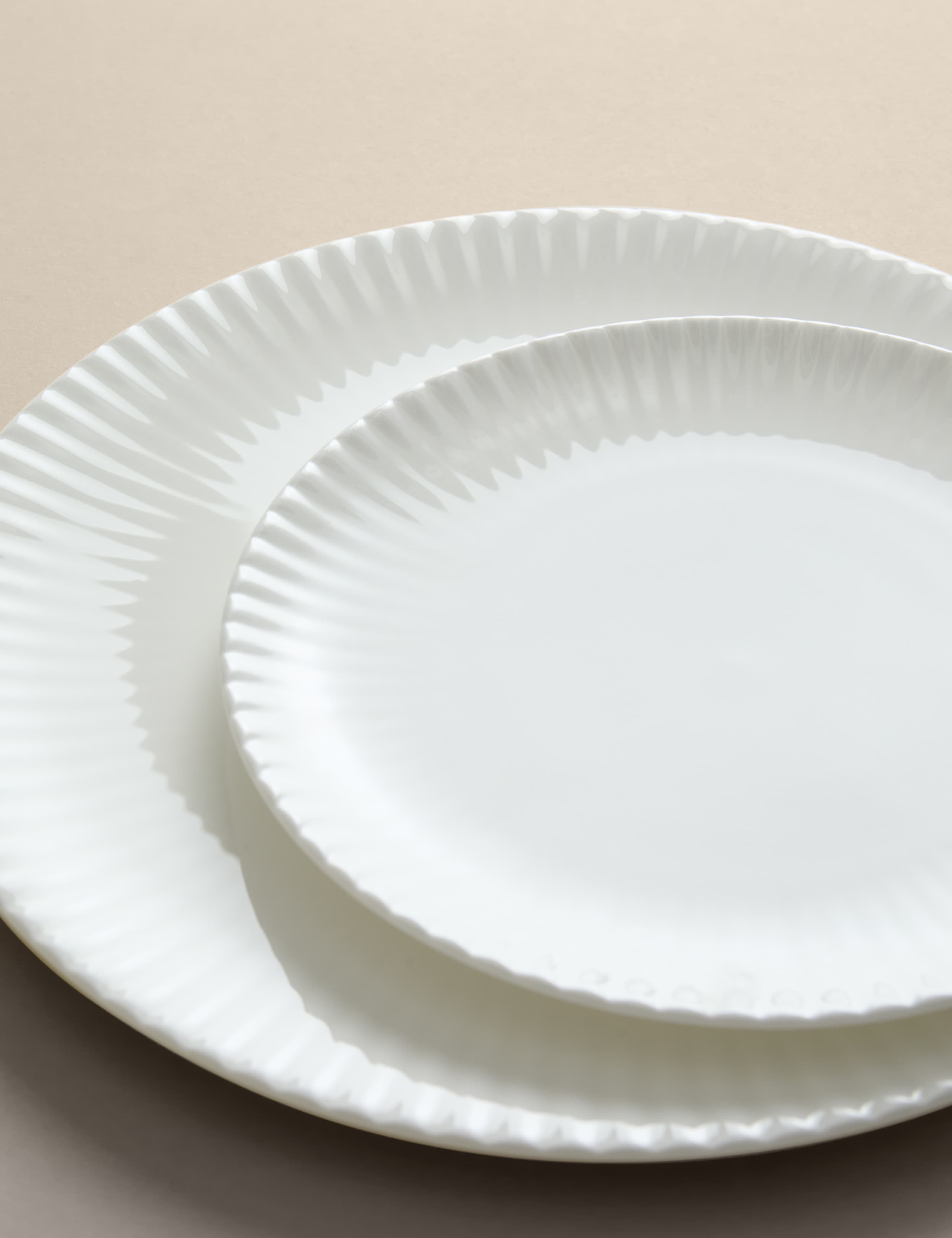 12 Piece Fluted Hampton Dinner Set 6 of 6