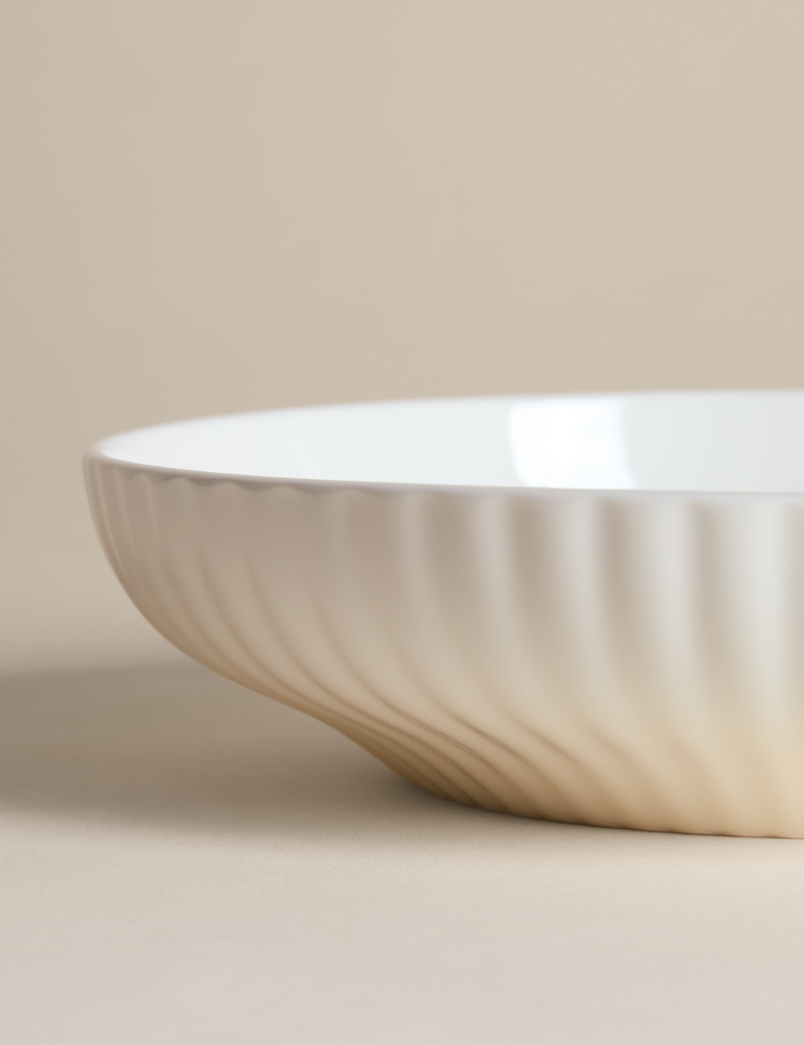 Fluted Hampton Pasta Bowl 3 of 5