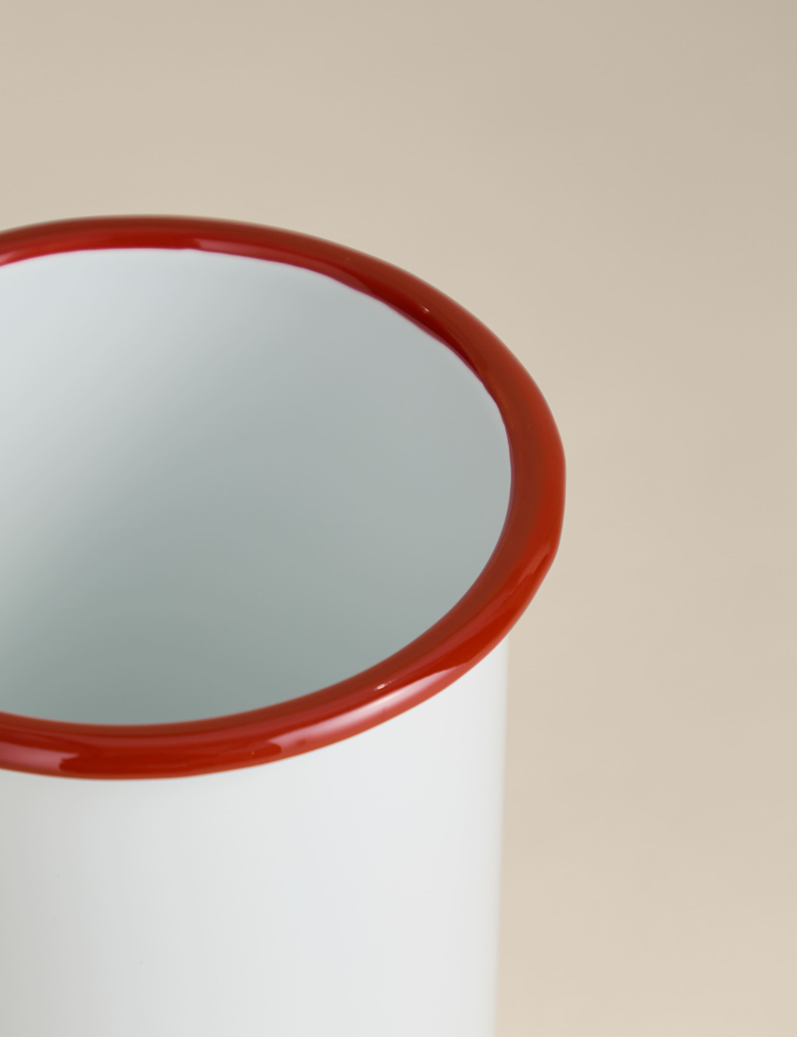 Enamel Utensil Pot 2 of 3