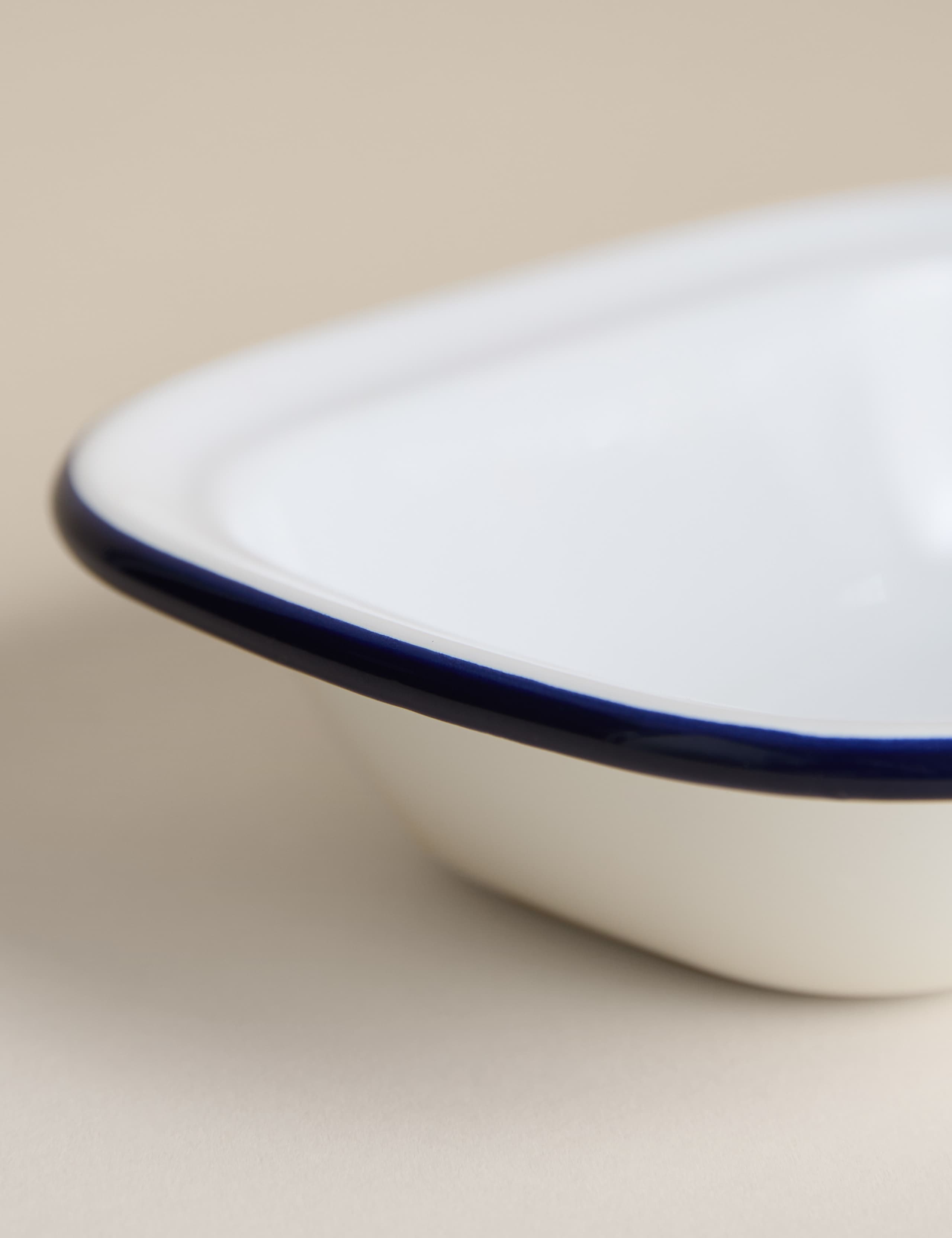 Enamel 20cm Pie Dish 3 of 3