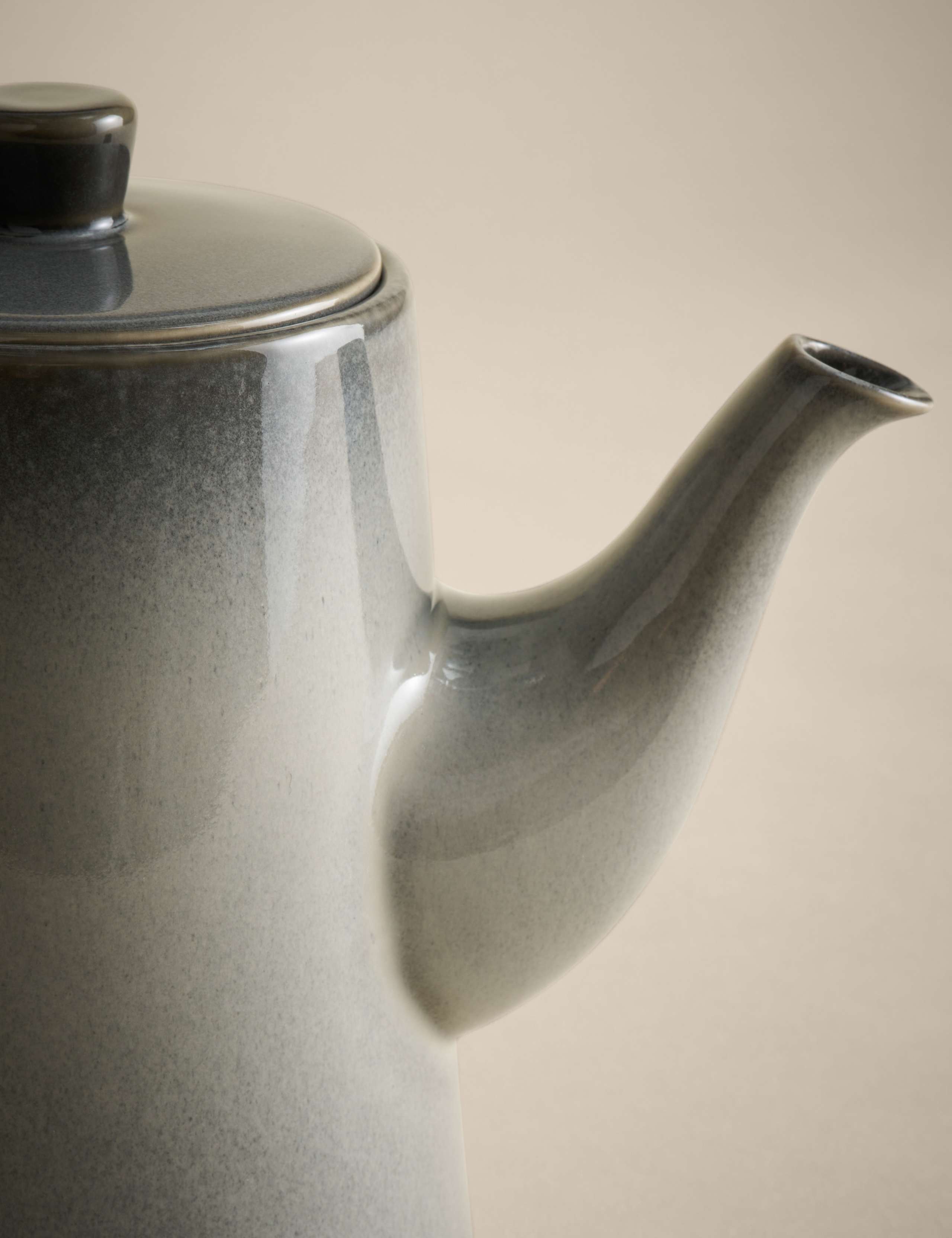 Amberley Teapot 4 of 4
