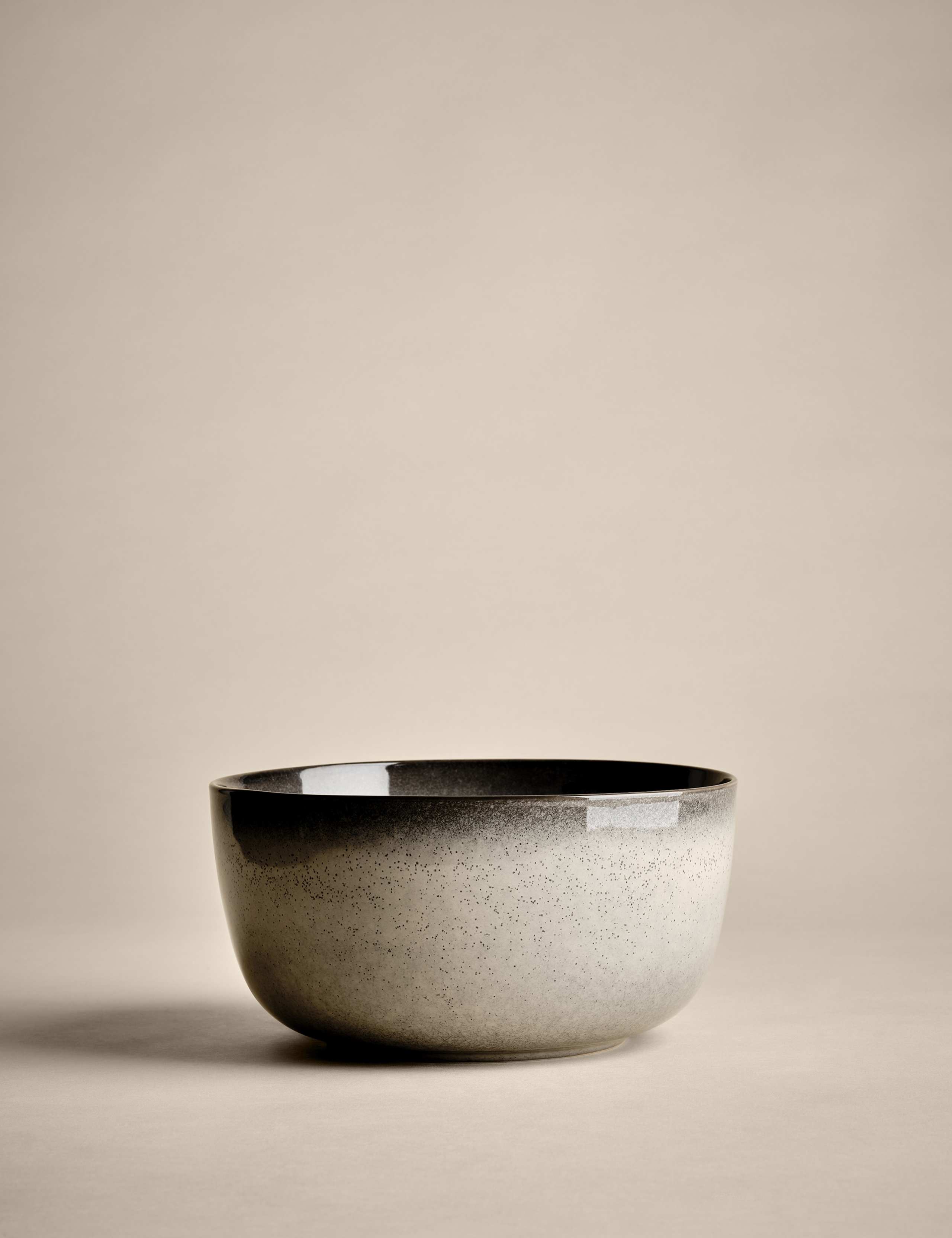 Amberley Serving Bowl 2 of 5
