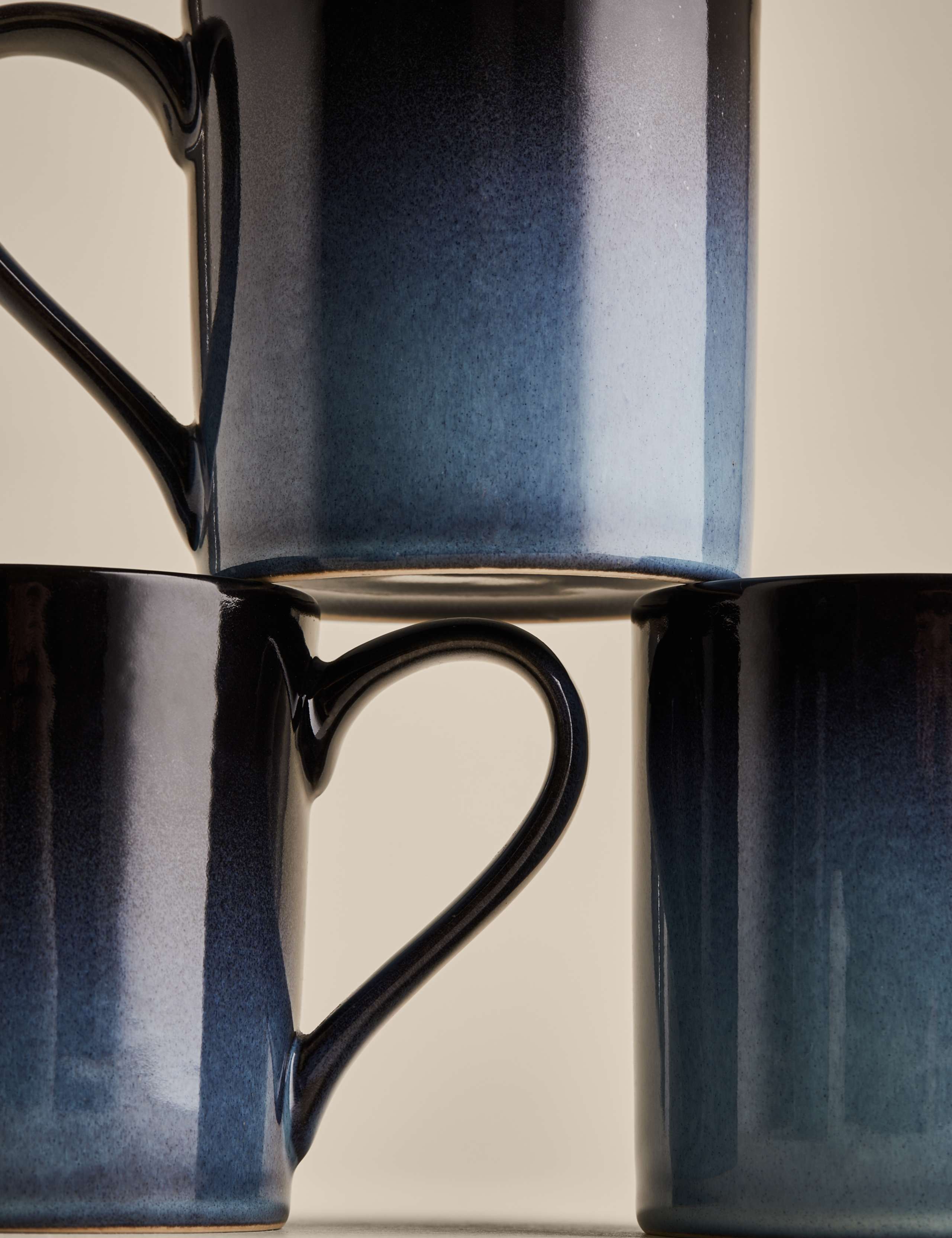 Set of 4 Amberley Reactive Mugs 5 of 5