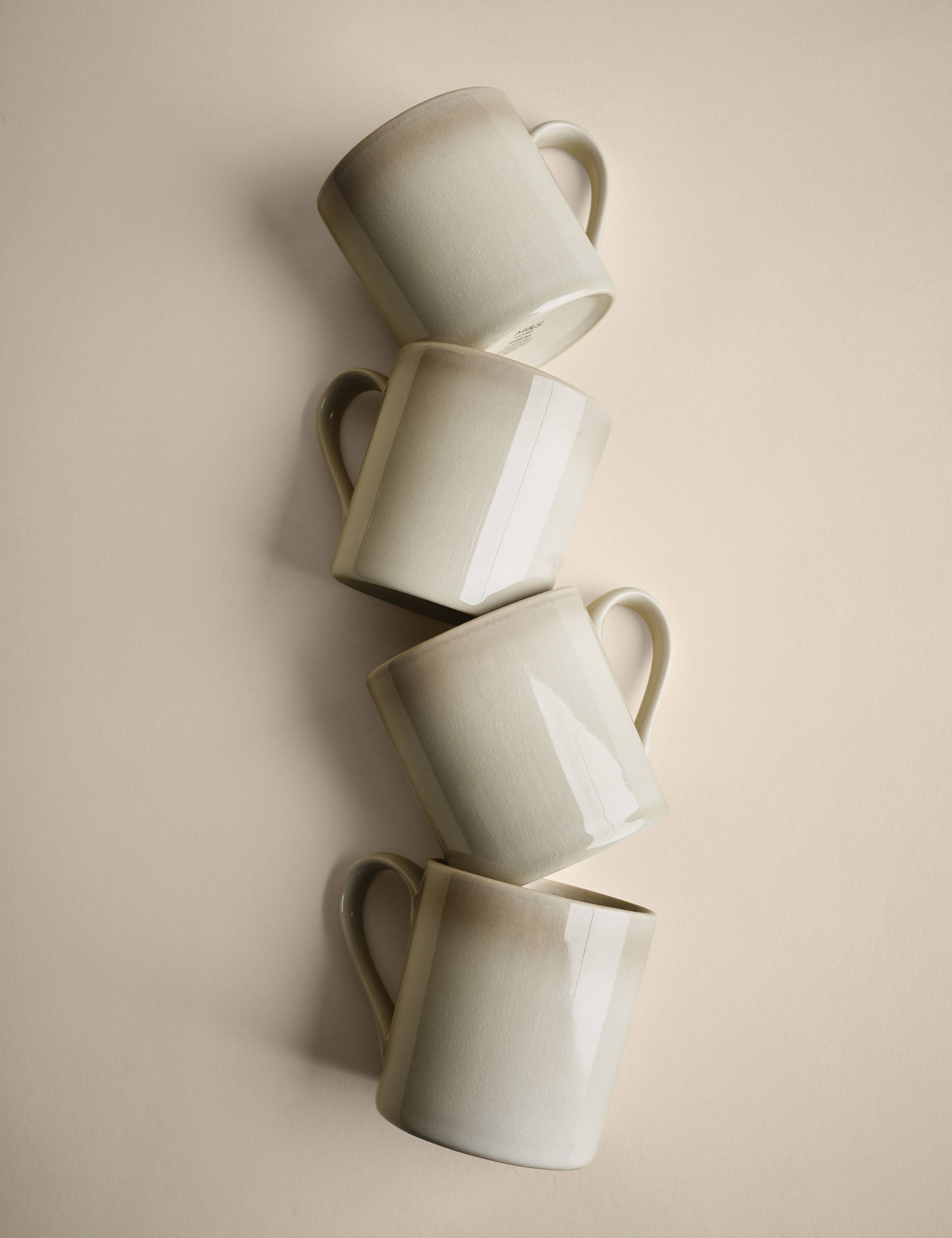 Set of 4 Amberley Reactive Mugs 5 of 6