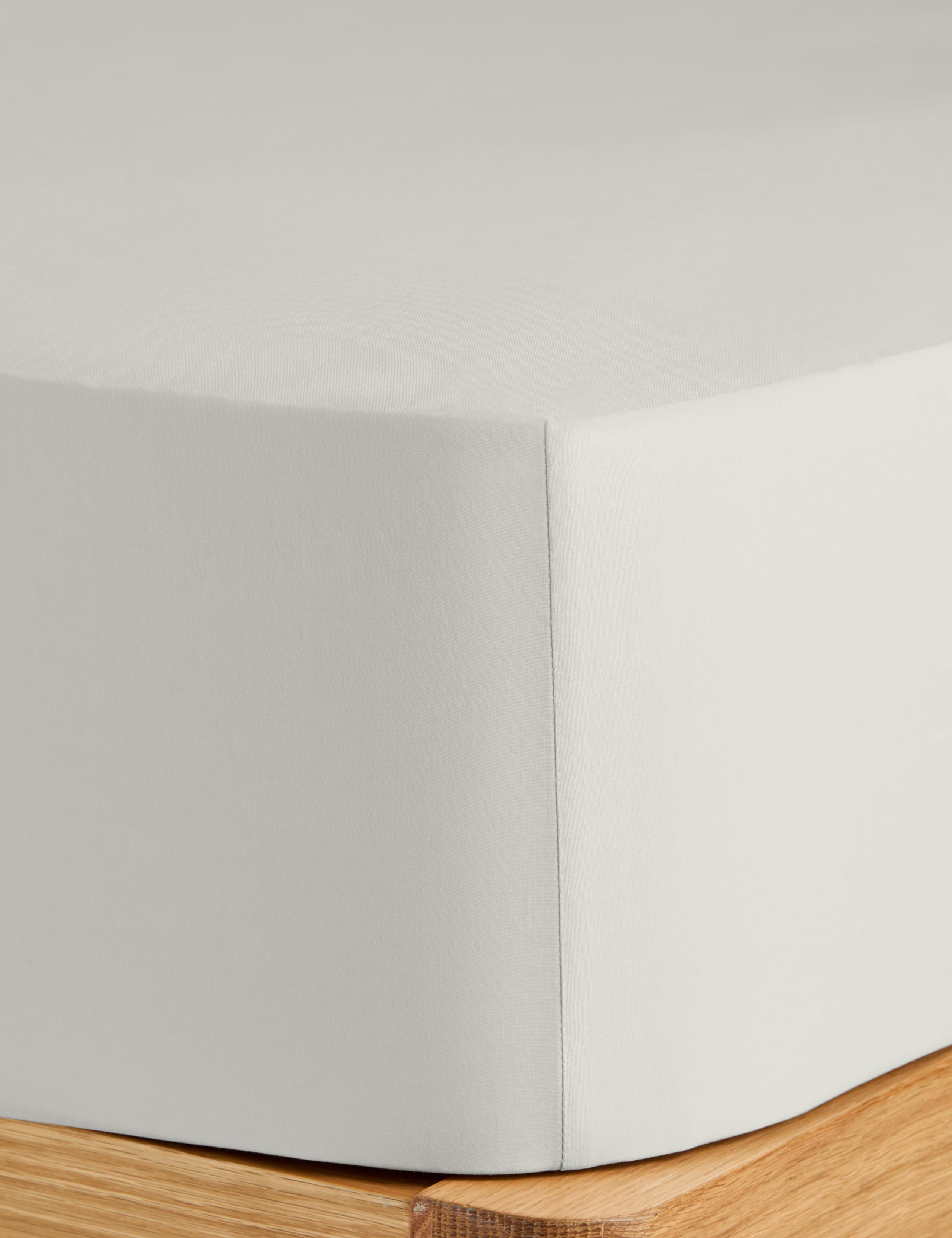 Washed Cotton Deep Fitted Sheet 2 of 3