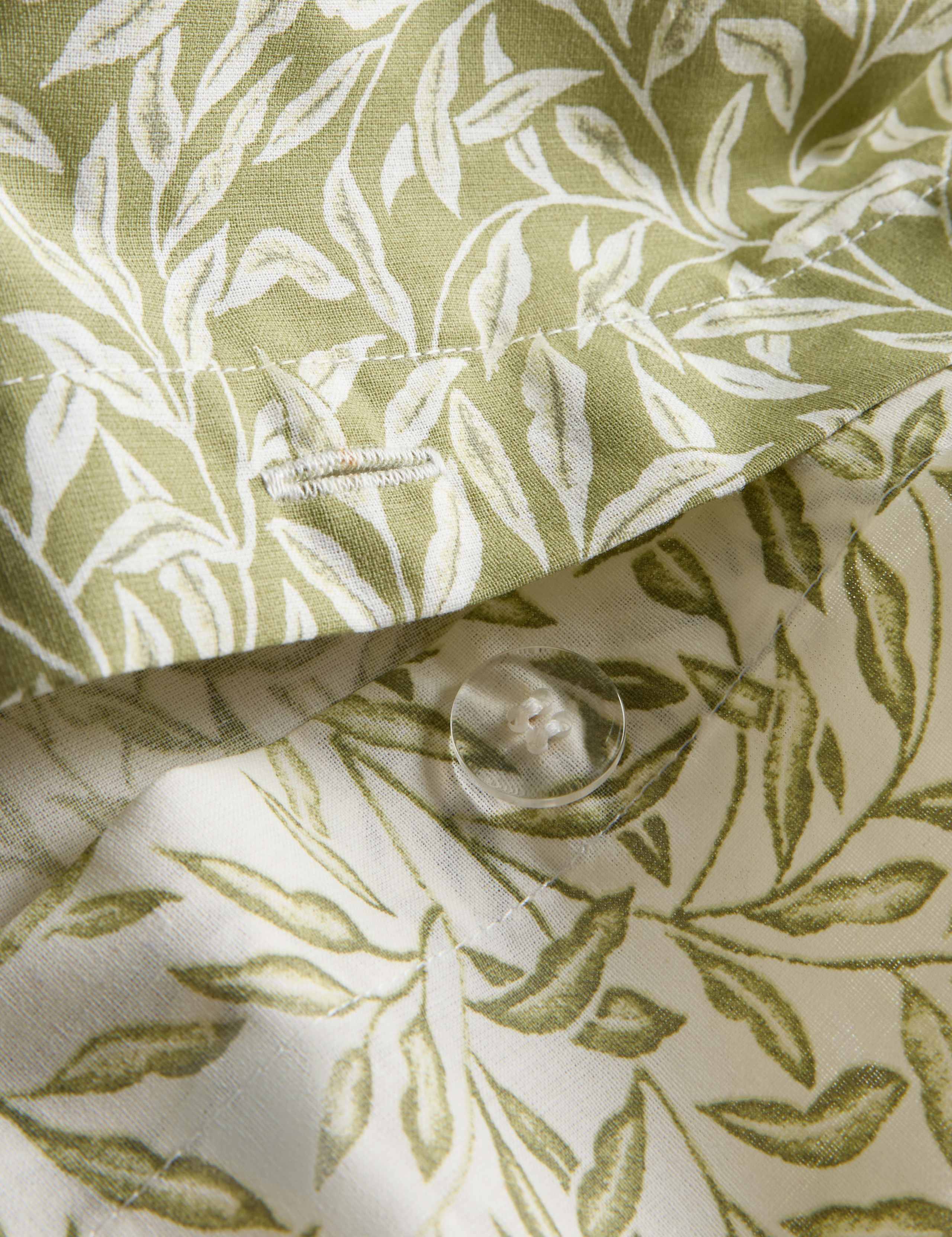 Cotton Blend Willow Leaf Bedding Set 5 of 5