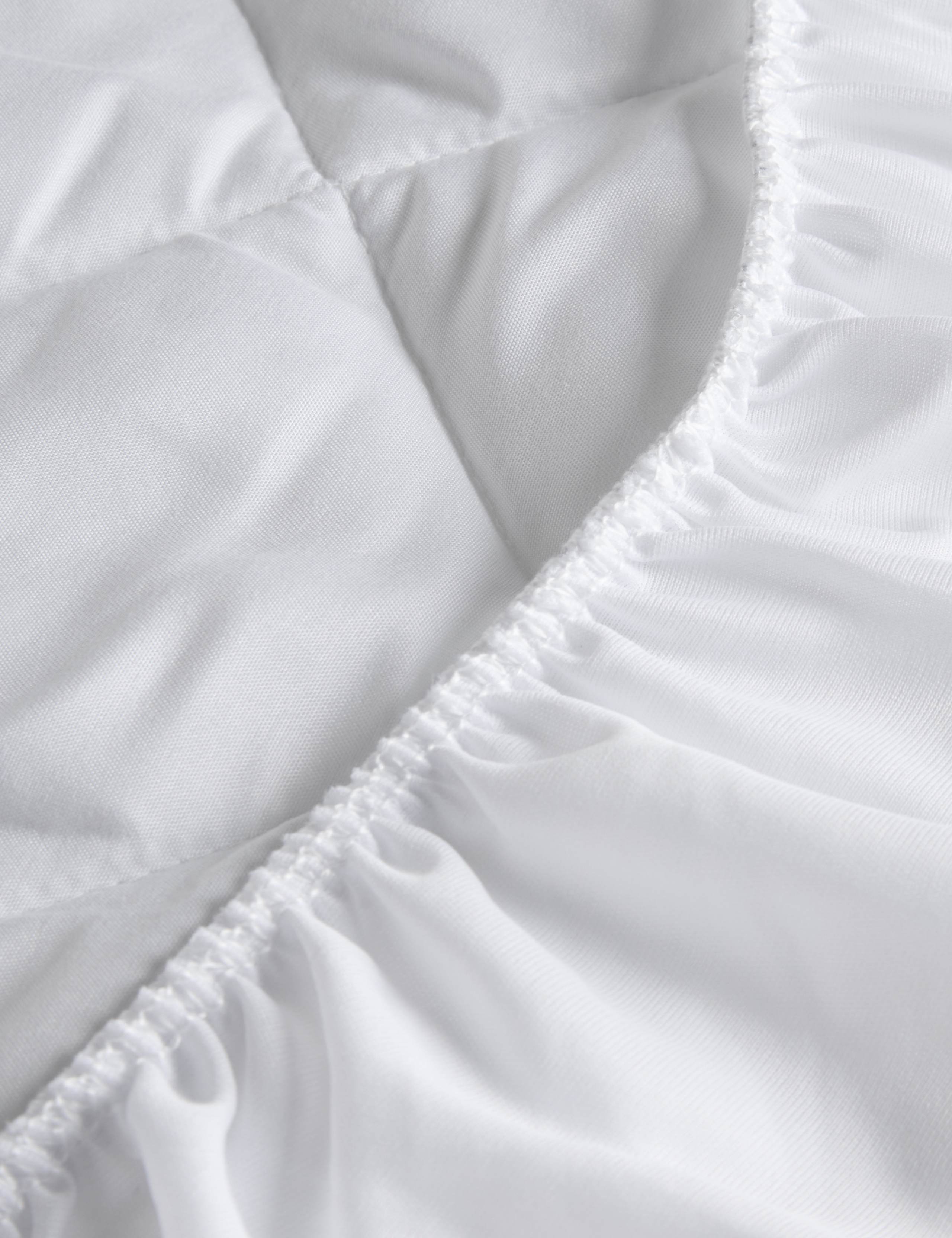 Advanced Allergy Protection Extra Deep Mattress Protector 3 of 3