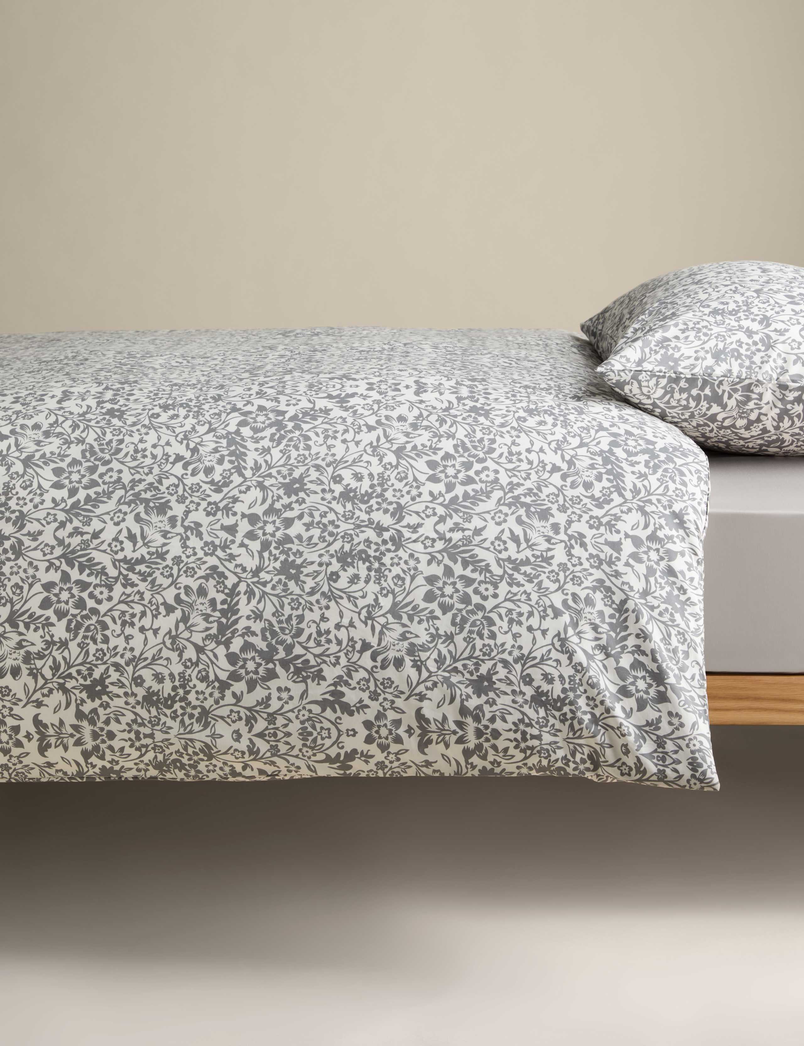 Pure Cotton Mirrored Floral Bedding Set 4 of 6
