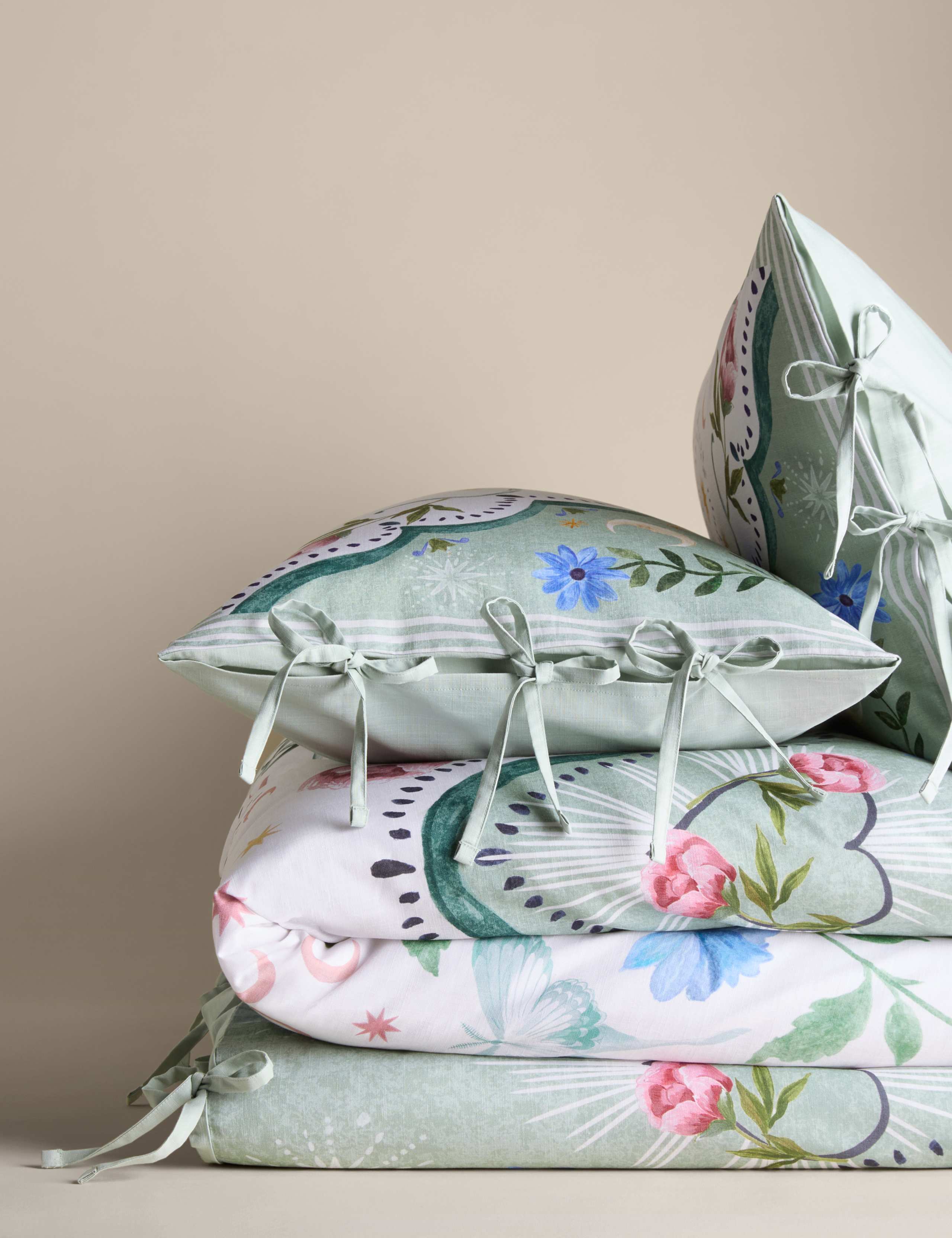 Pure Cotton Celestial Print Bedding Set 2 of 6