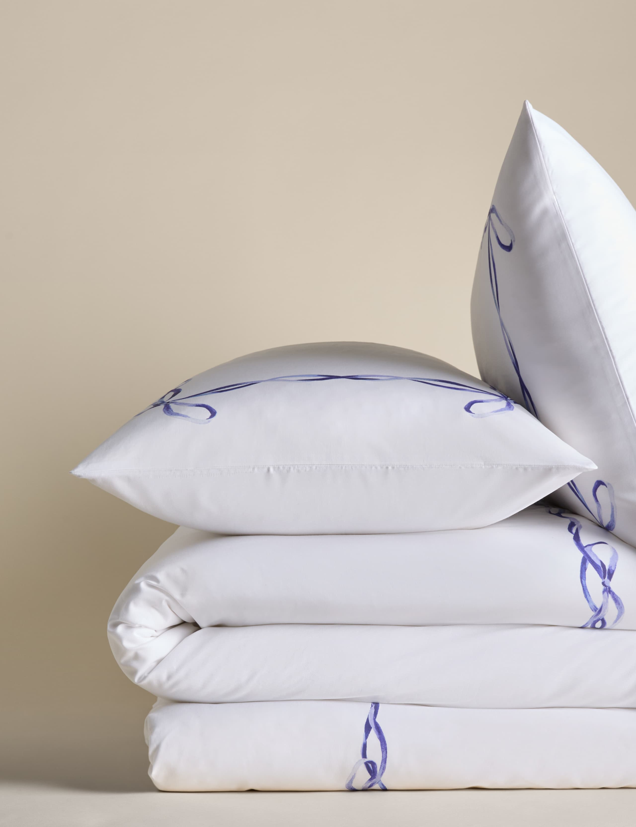 Pure Cotton Bow Border Print Bedding Set 2 of 5