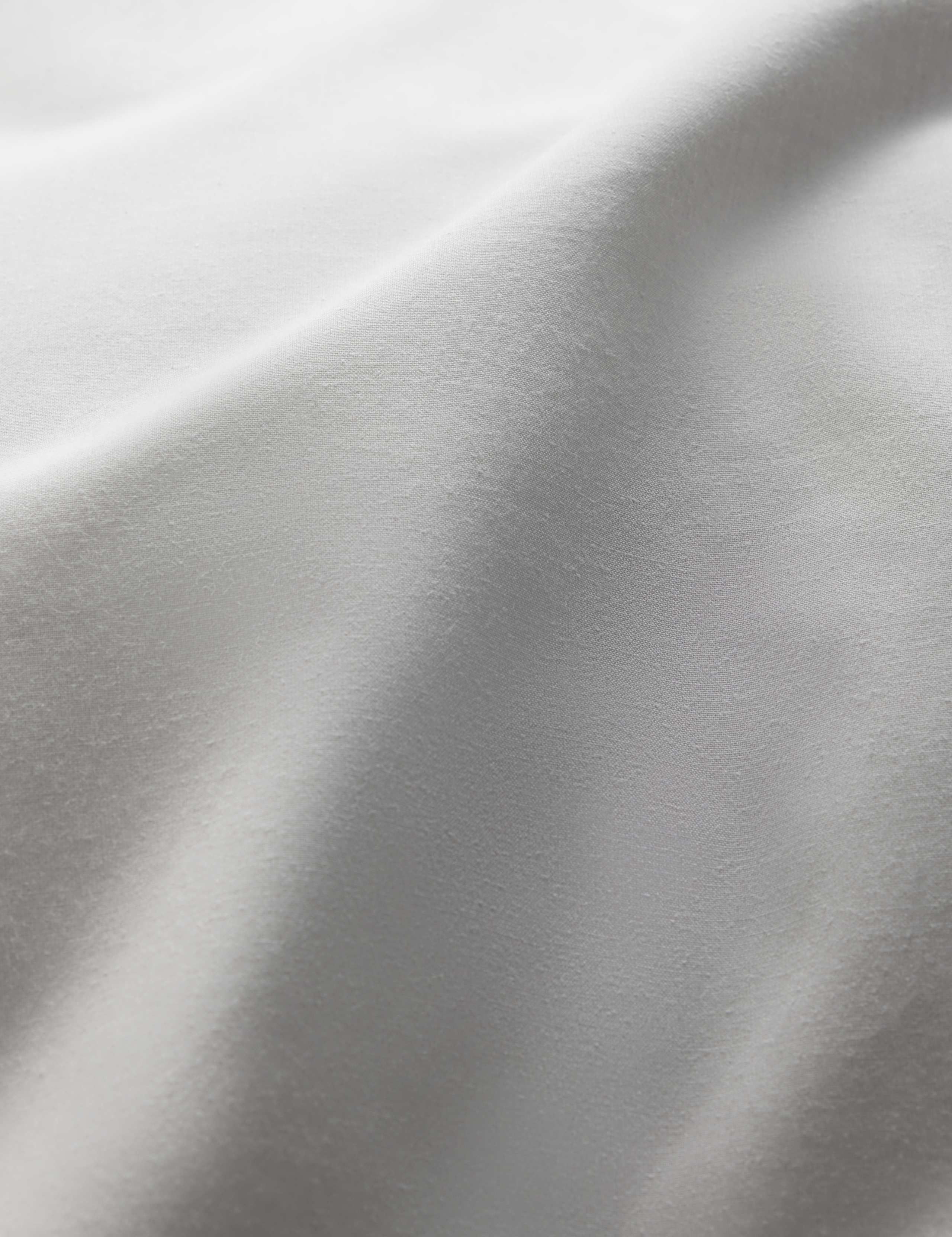 2 Pack Cotton Blend Non Iron Pillowcases 2 of 2