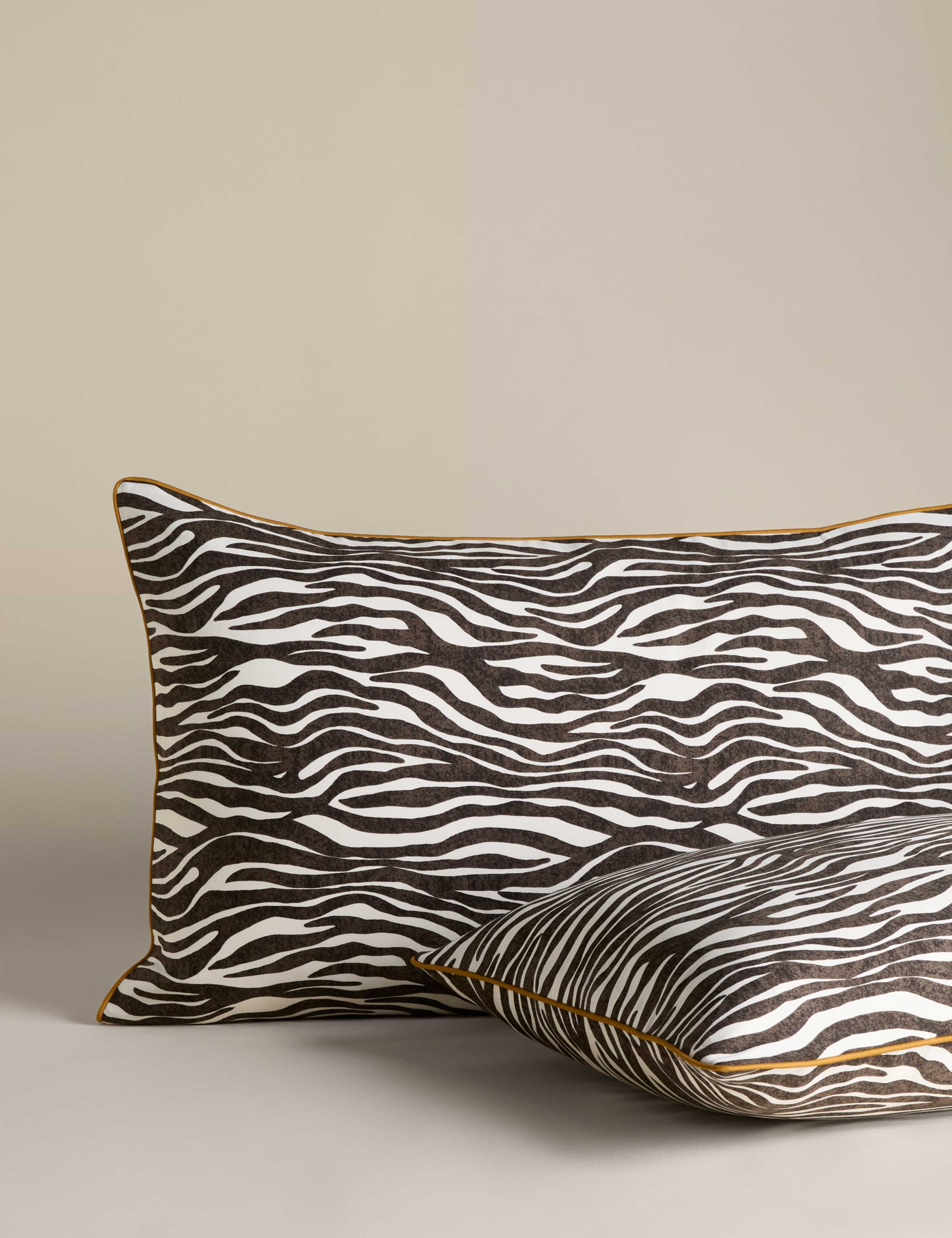 Sateen Zebra Print Bedding Set 3 of 5