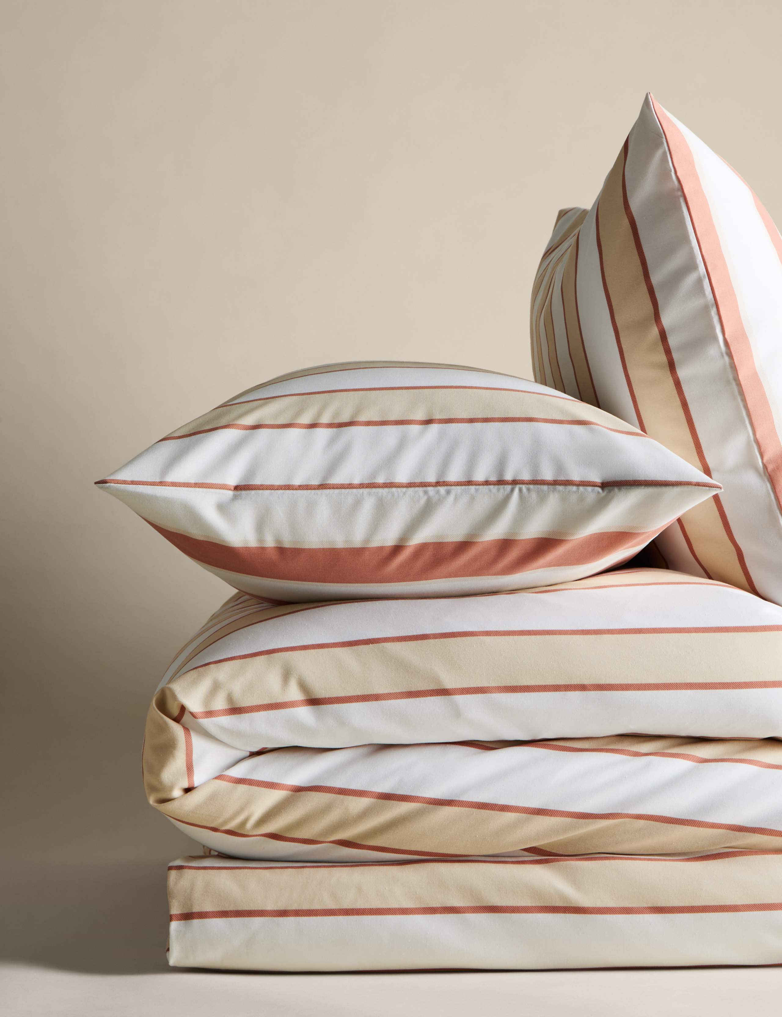 Cotton Blend Retro Striped Bedding Set 2 of 5