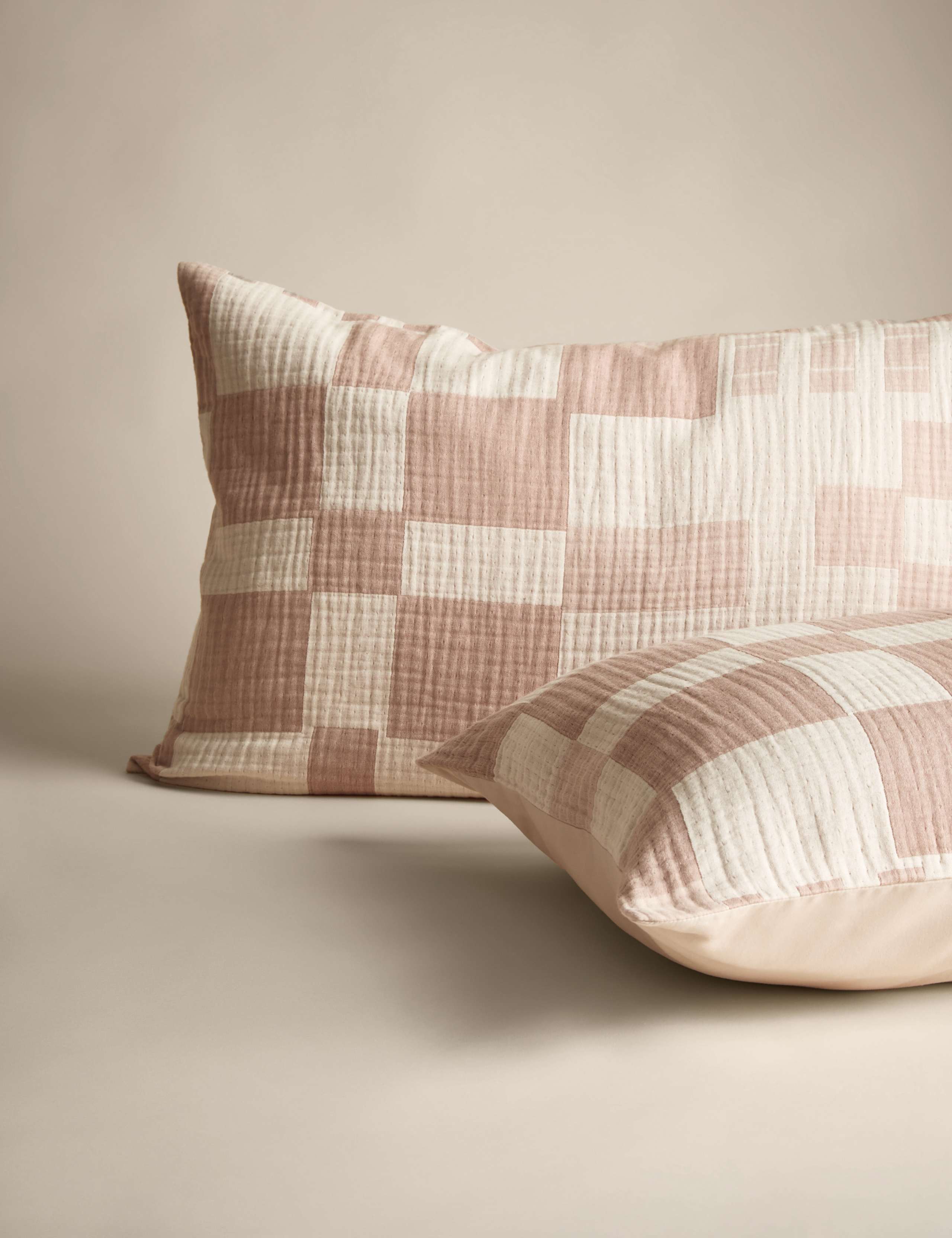 Pure Cotton Geometric Jacquard Bedding Set 2 of 8