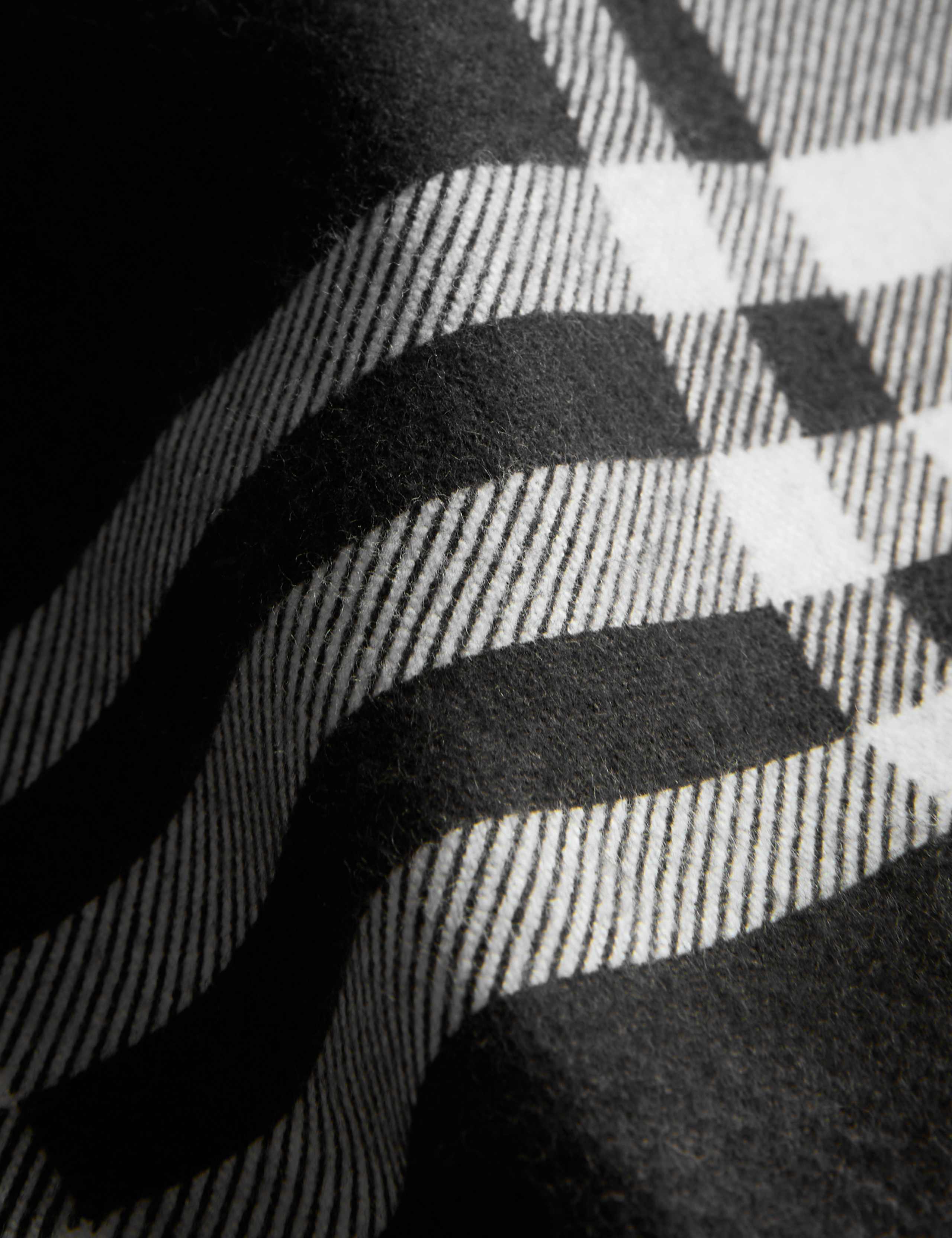 Brushed Cotton Checked Bedding Set 4 of 5