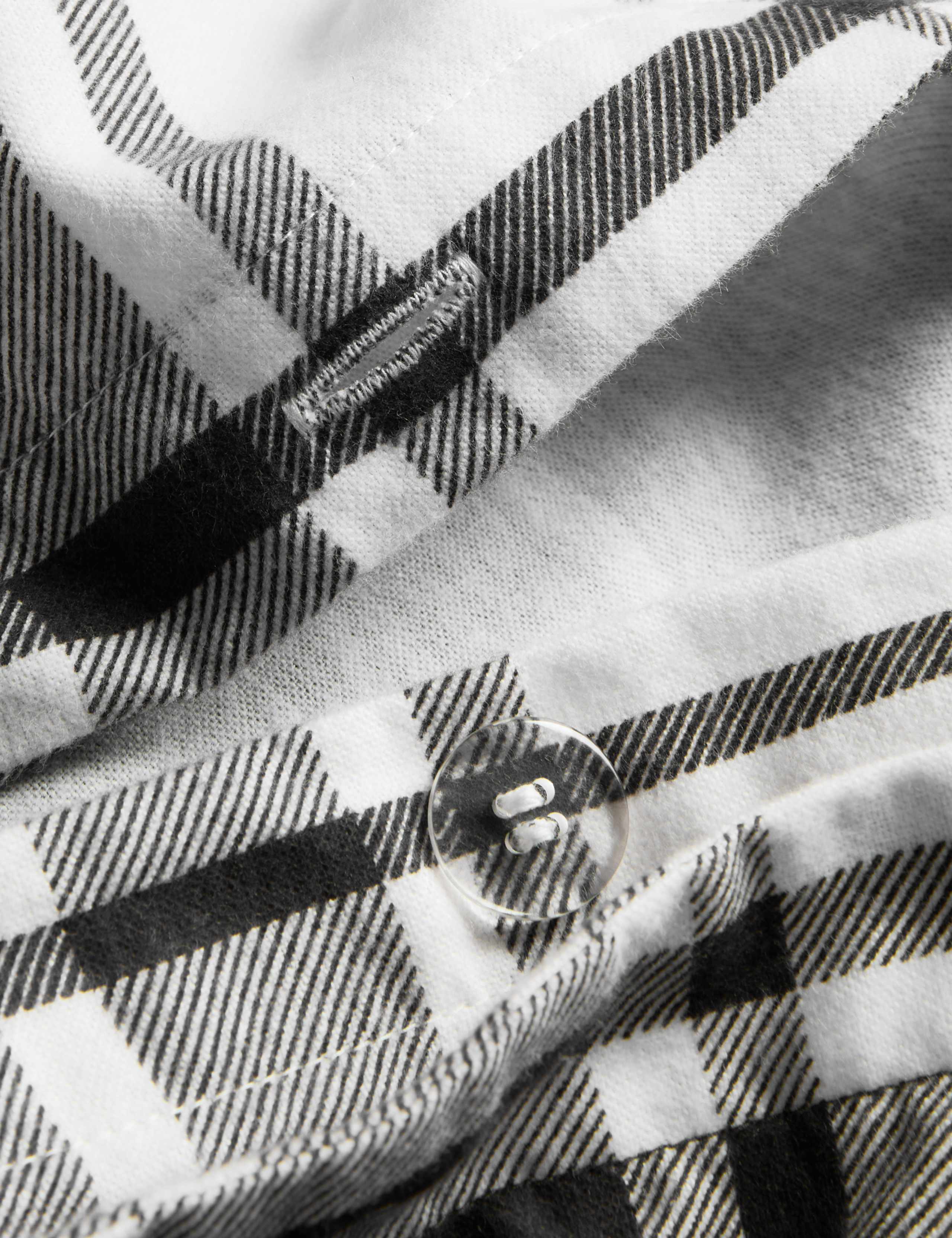 Brushed Cotton Checked Bedding Set 5 of 5