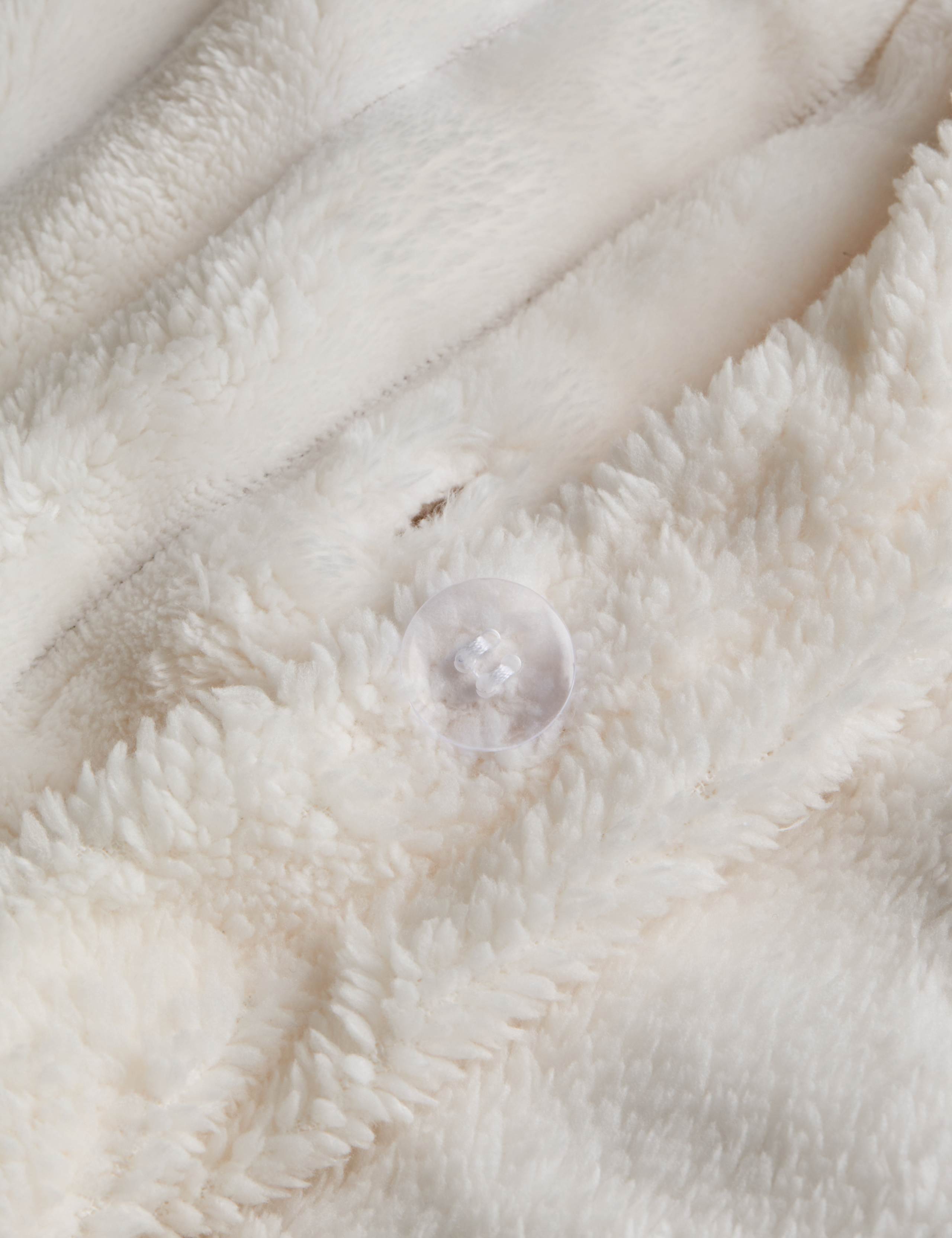 Cloud Fleece Bedset 5 of 5