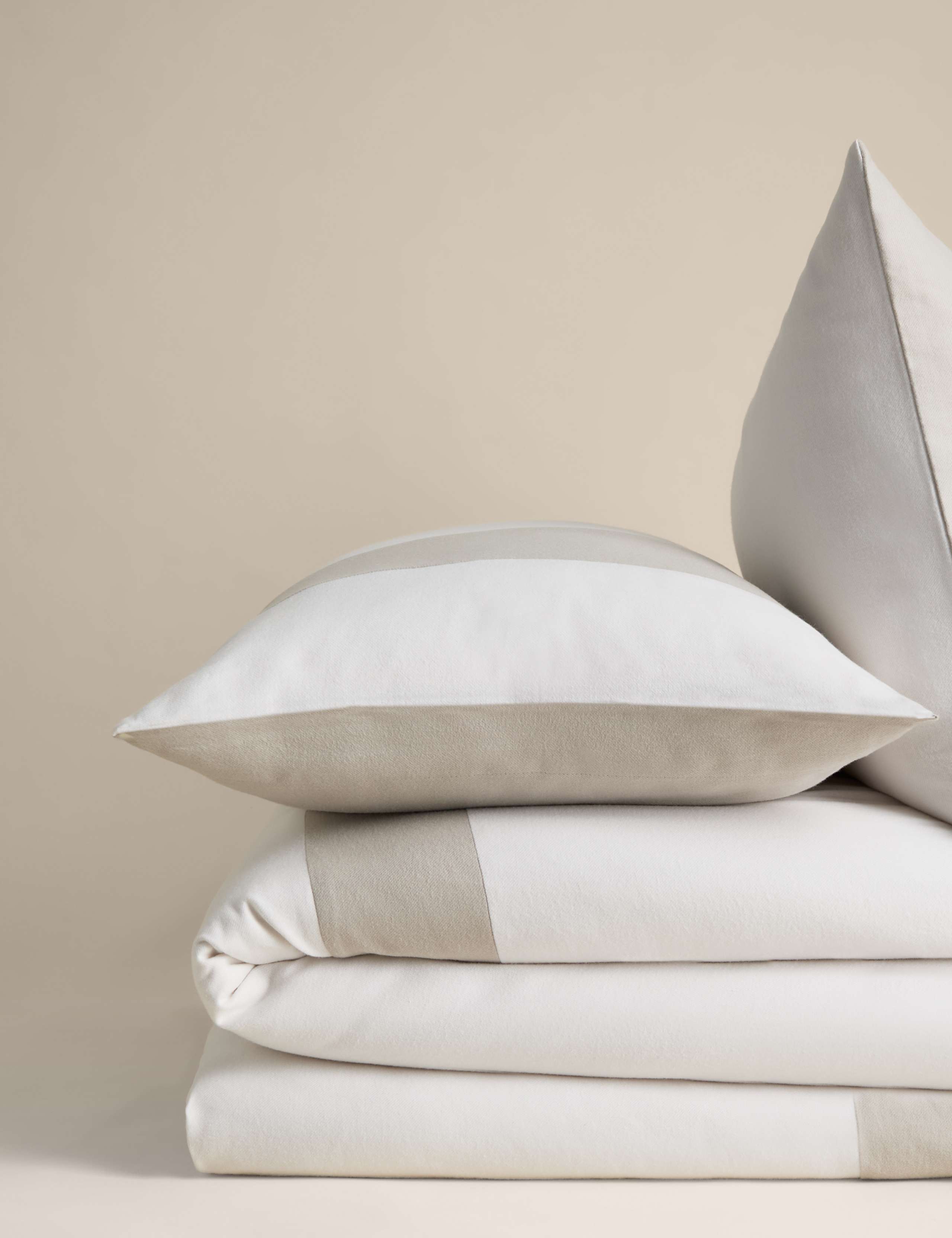 Brushed Cotton Yarn Dyed Bedding Set 2 of 7