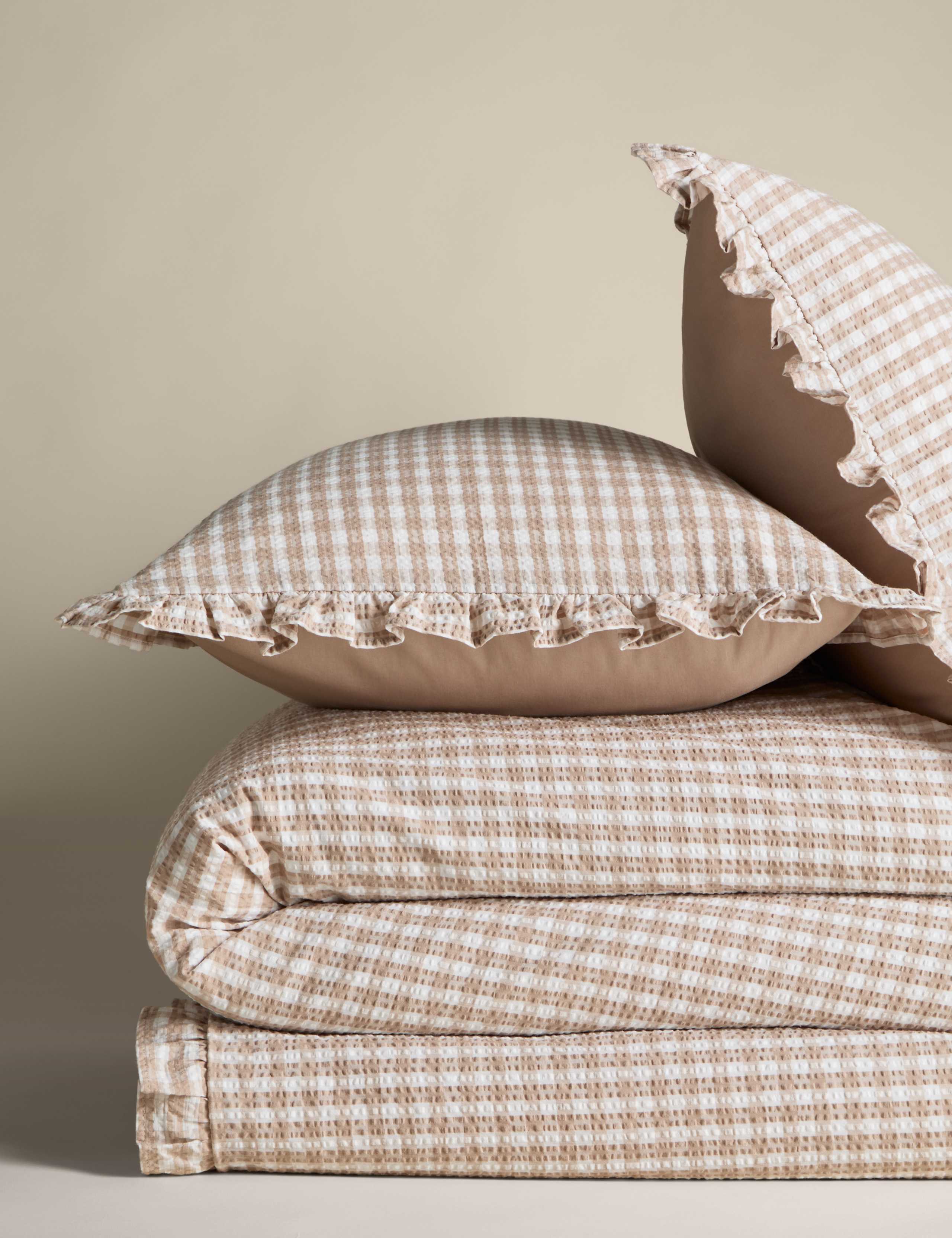 Pure Cotton Gingham Ruffle Bedding Set 2 of 5