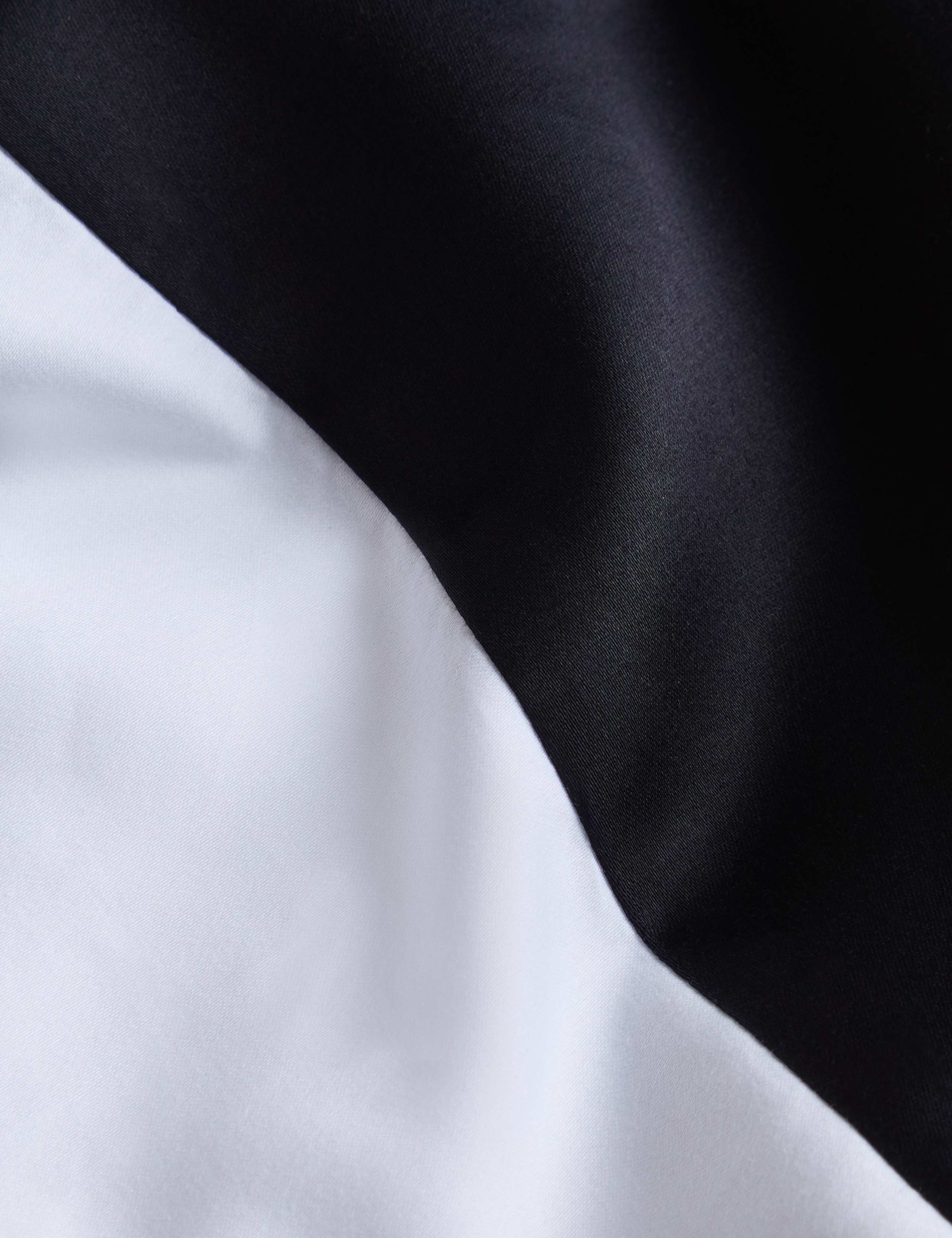 Sateen Applique Bedding Set 4 of 5