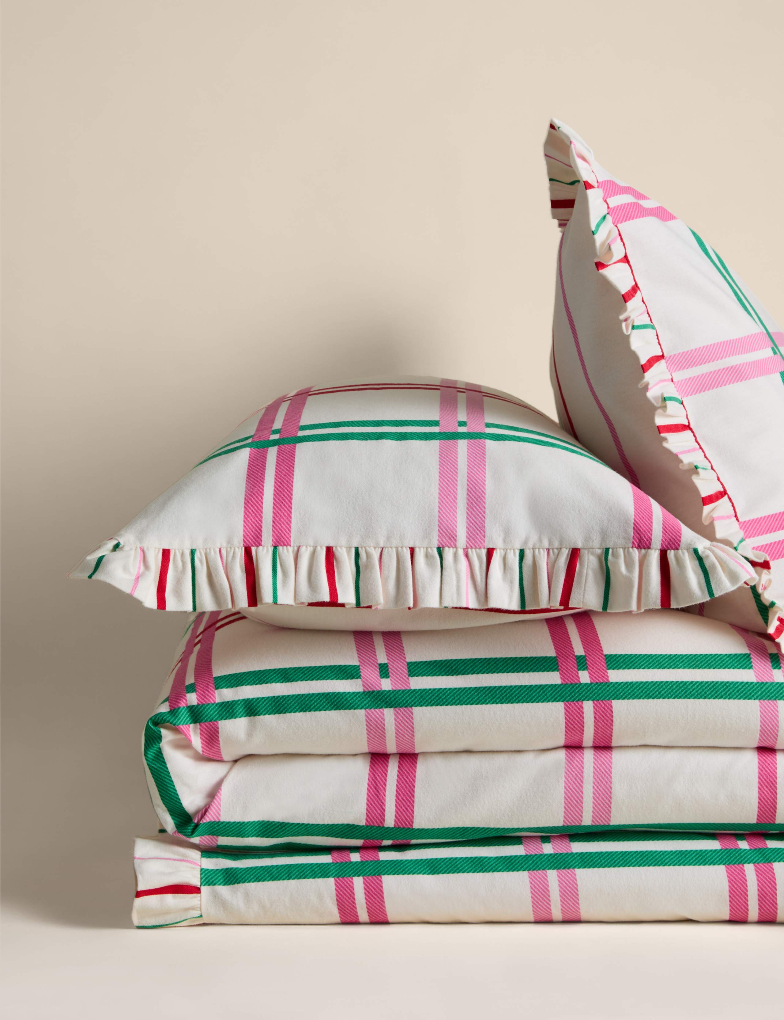 Pure Brushed Cotton Checked Ruffle Bedding Set 2 of 5