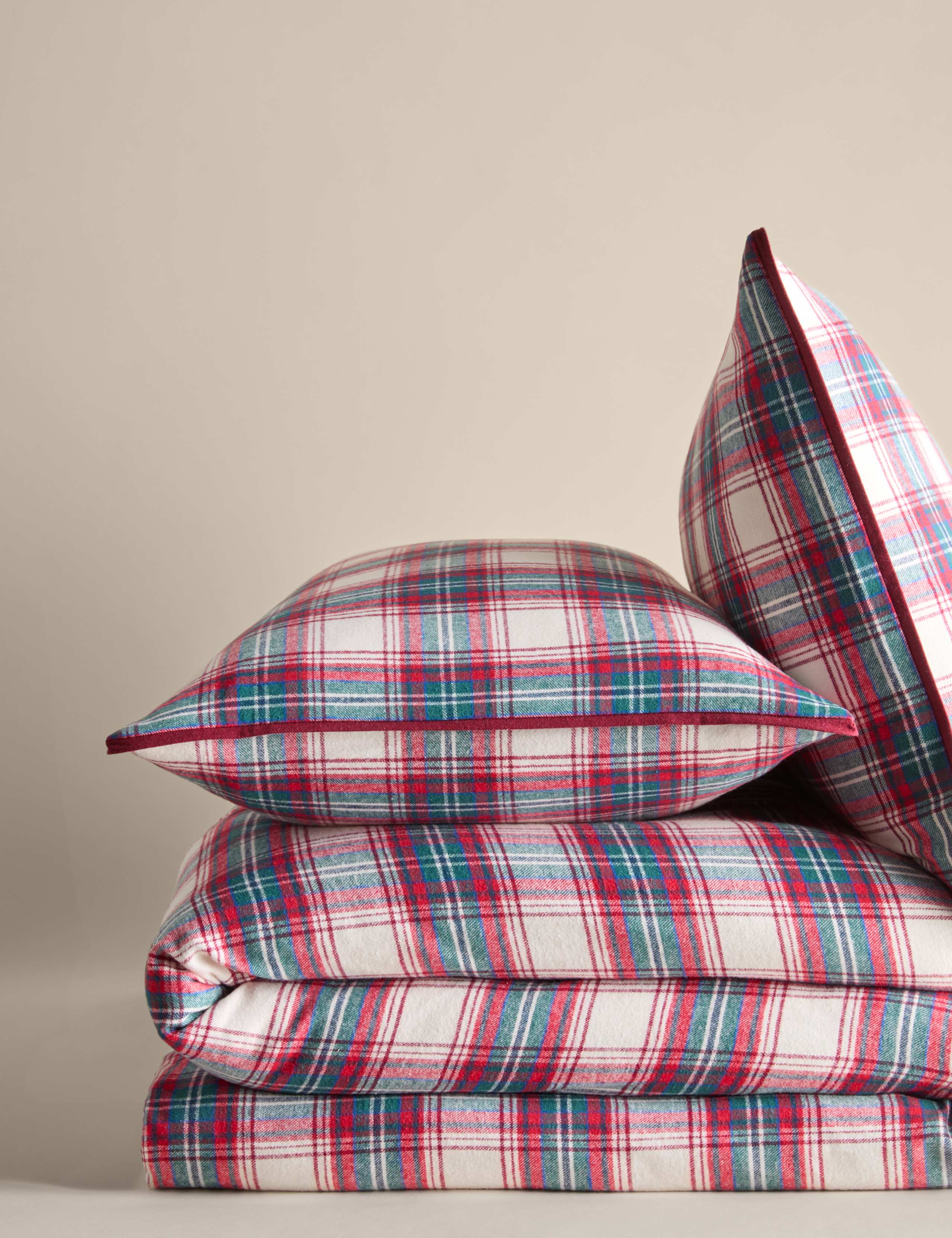Brushed Cotton Checked Bedding Set 2 of 5