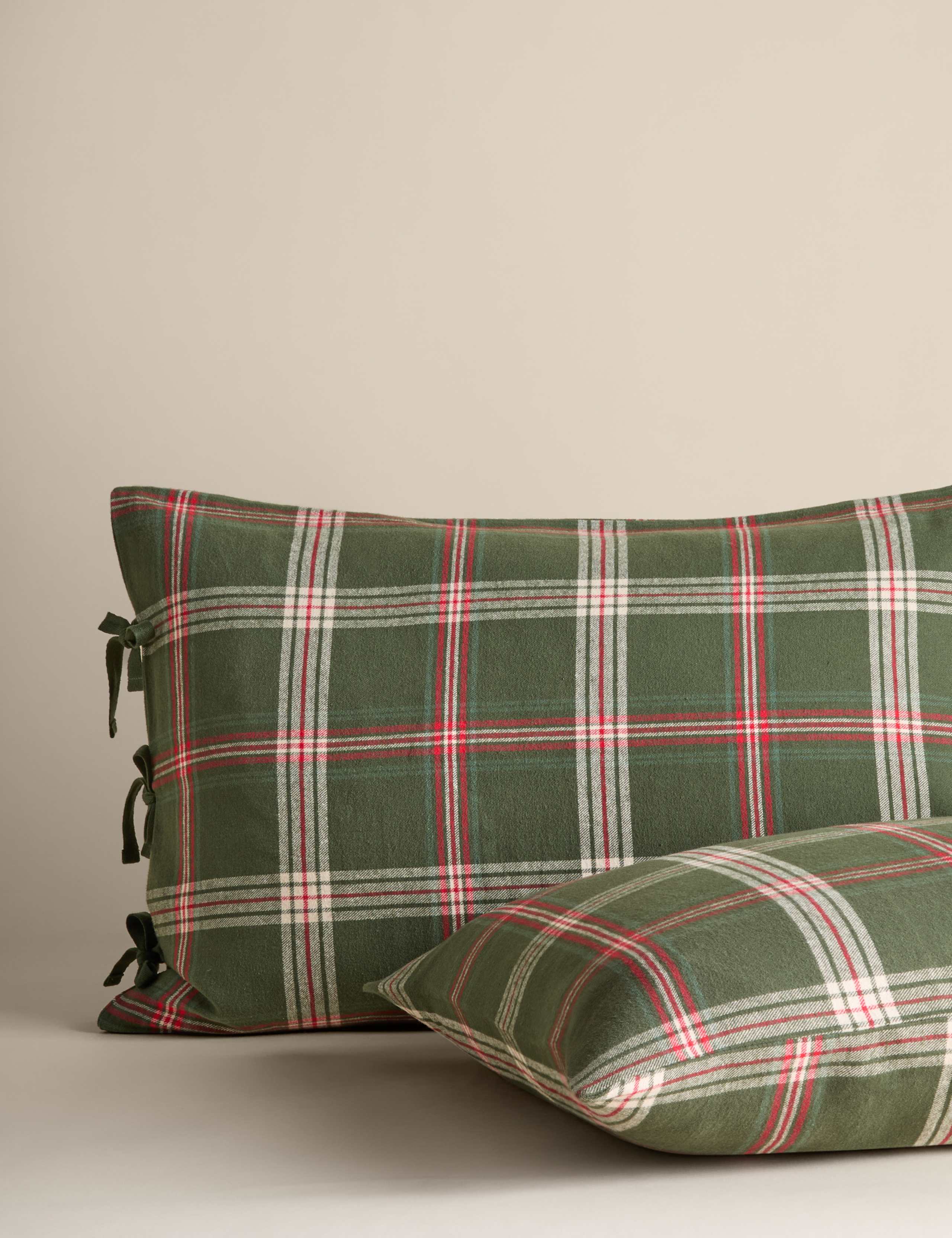 Brushed Cotton Checked Bedding Set 3 of 6