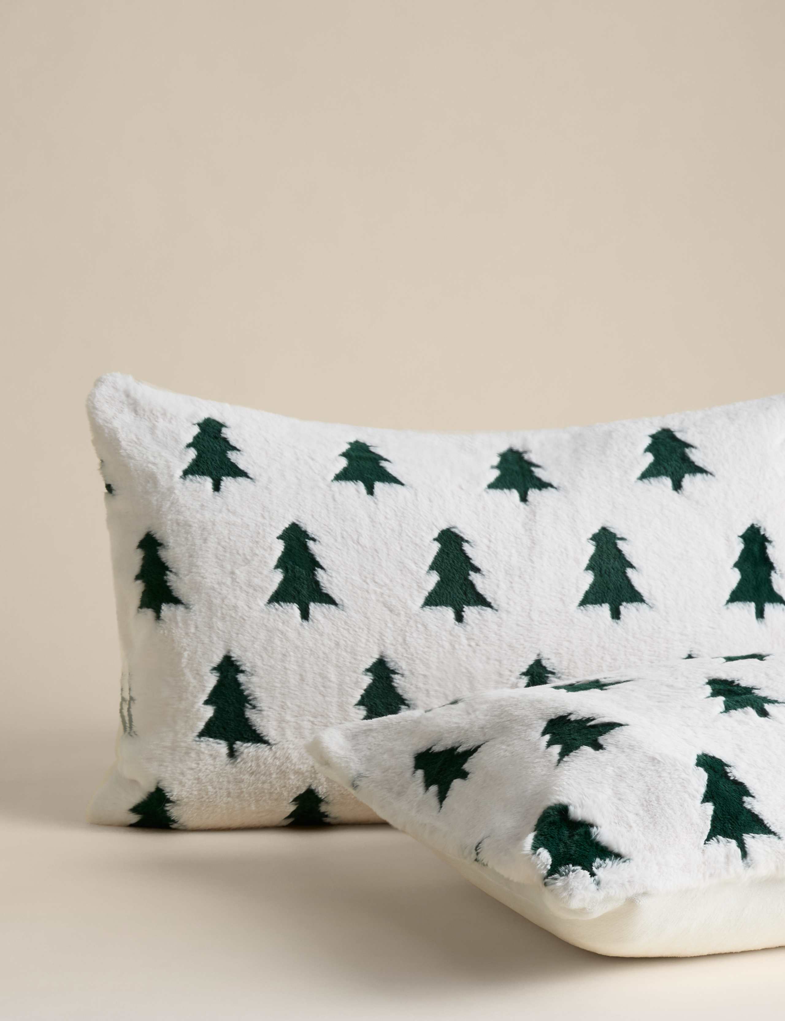 Carved Fleece Tree Bedding Set 3 of 6