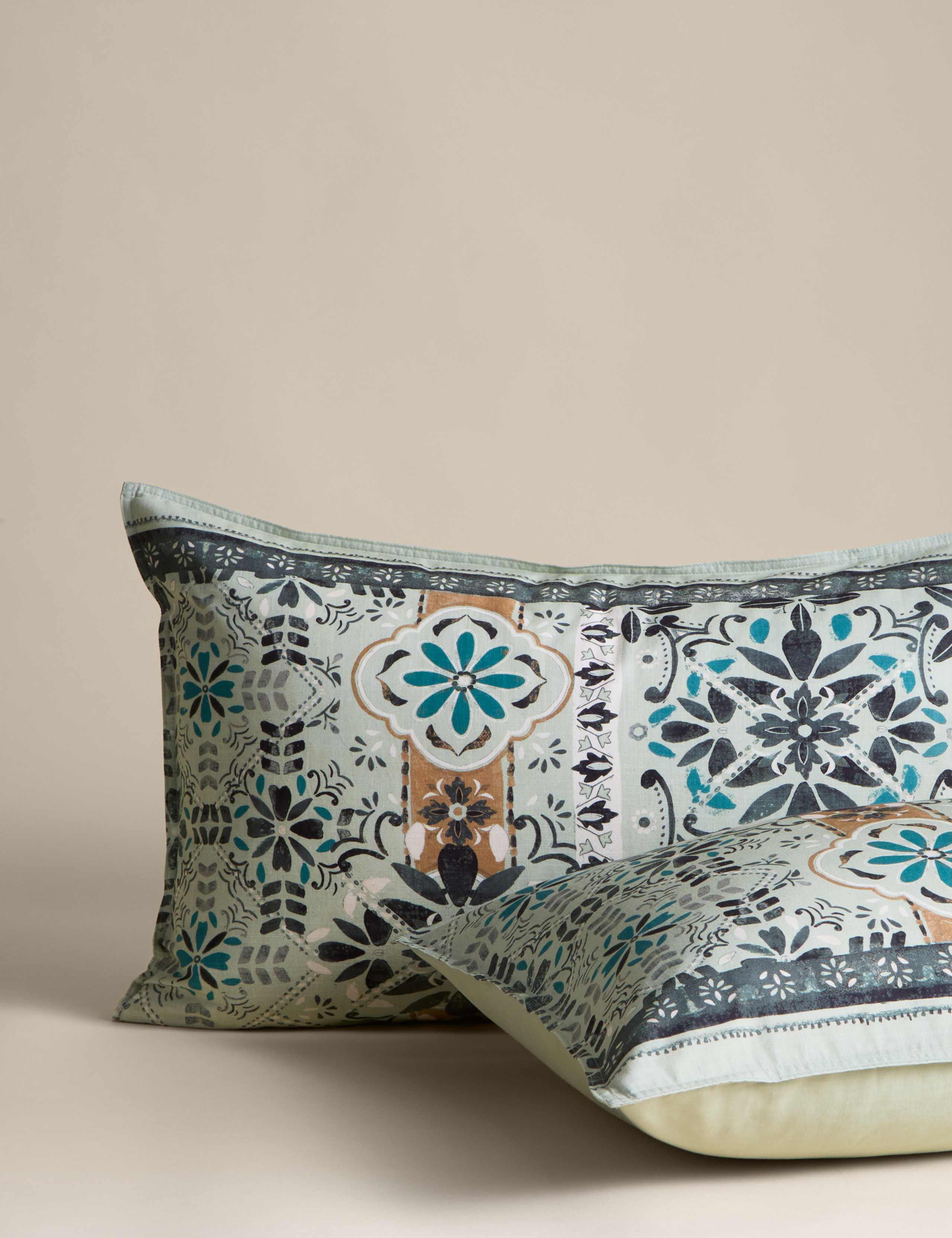 Pure Cotton Acapulco Salazar Bedding Set 2 of 4