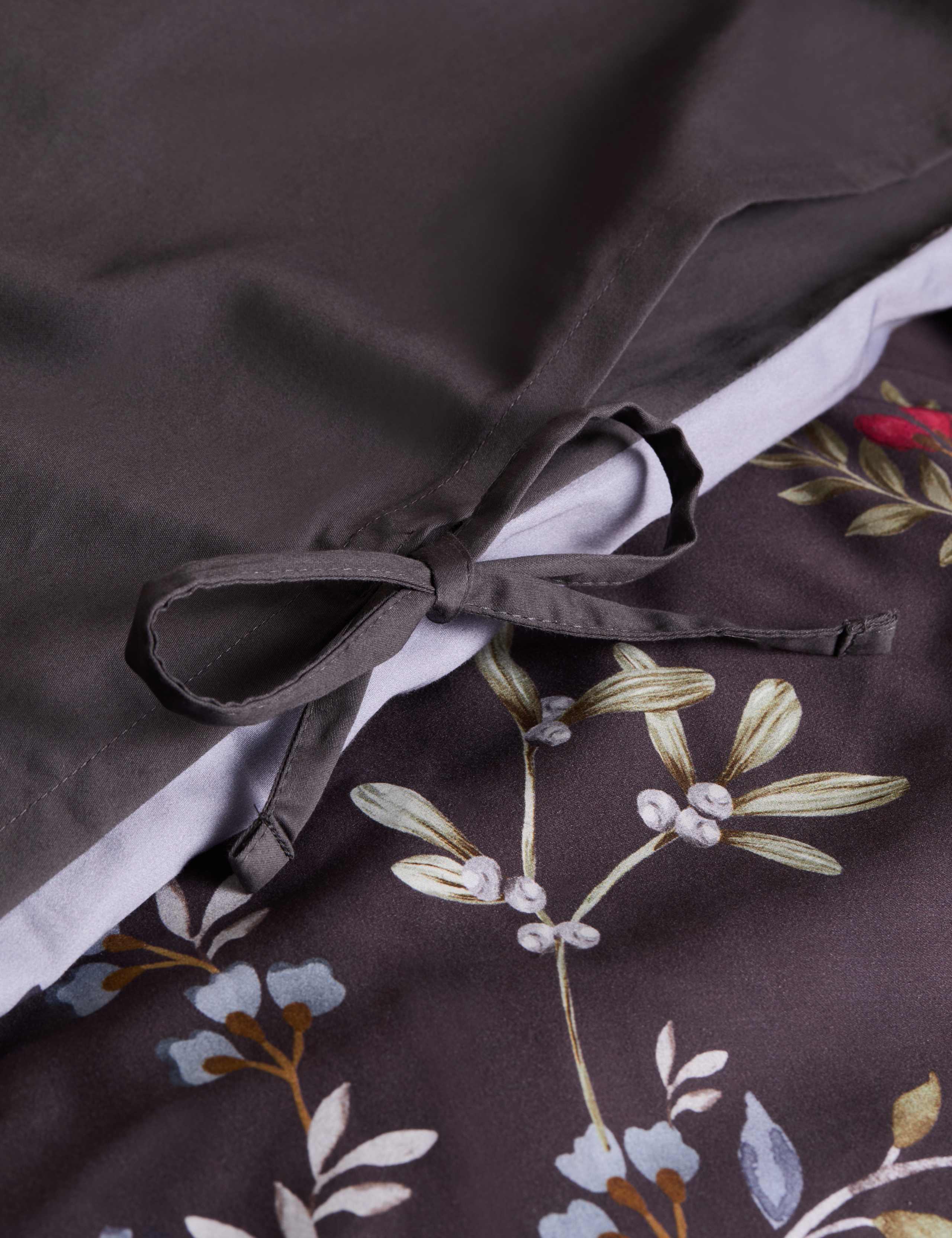 Sateen Winter Berry Print Bedding Set 4 of 4