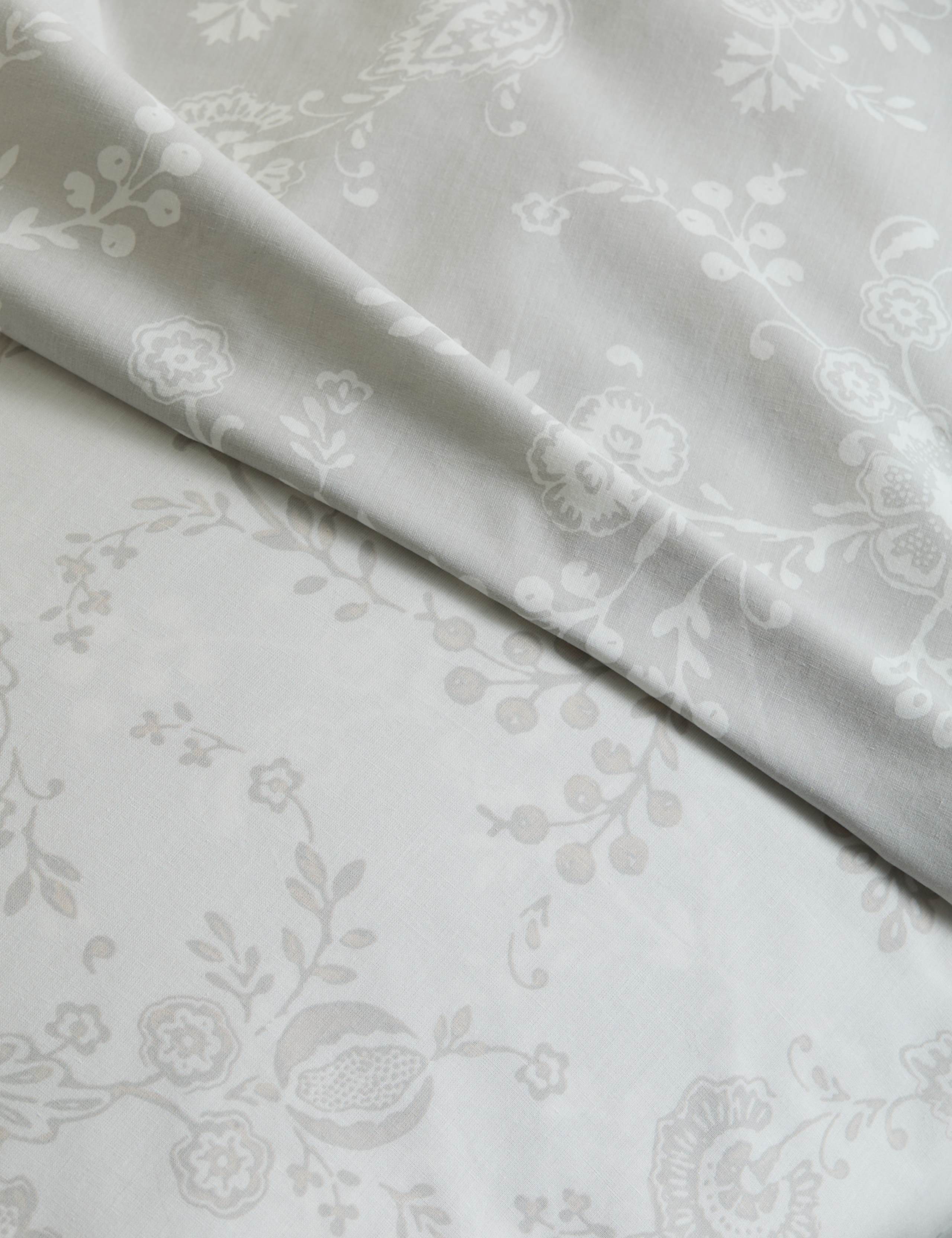 Cotton Rich Trailing Floral Bedding Set 5 of 5