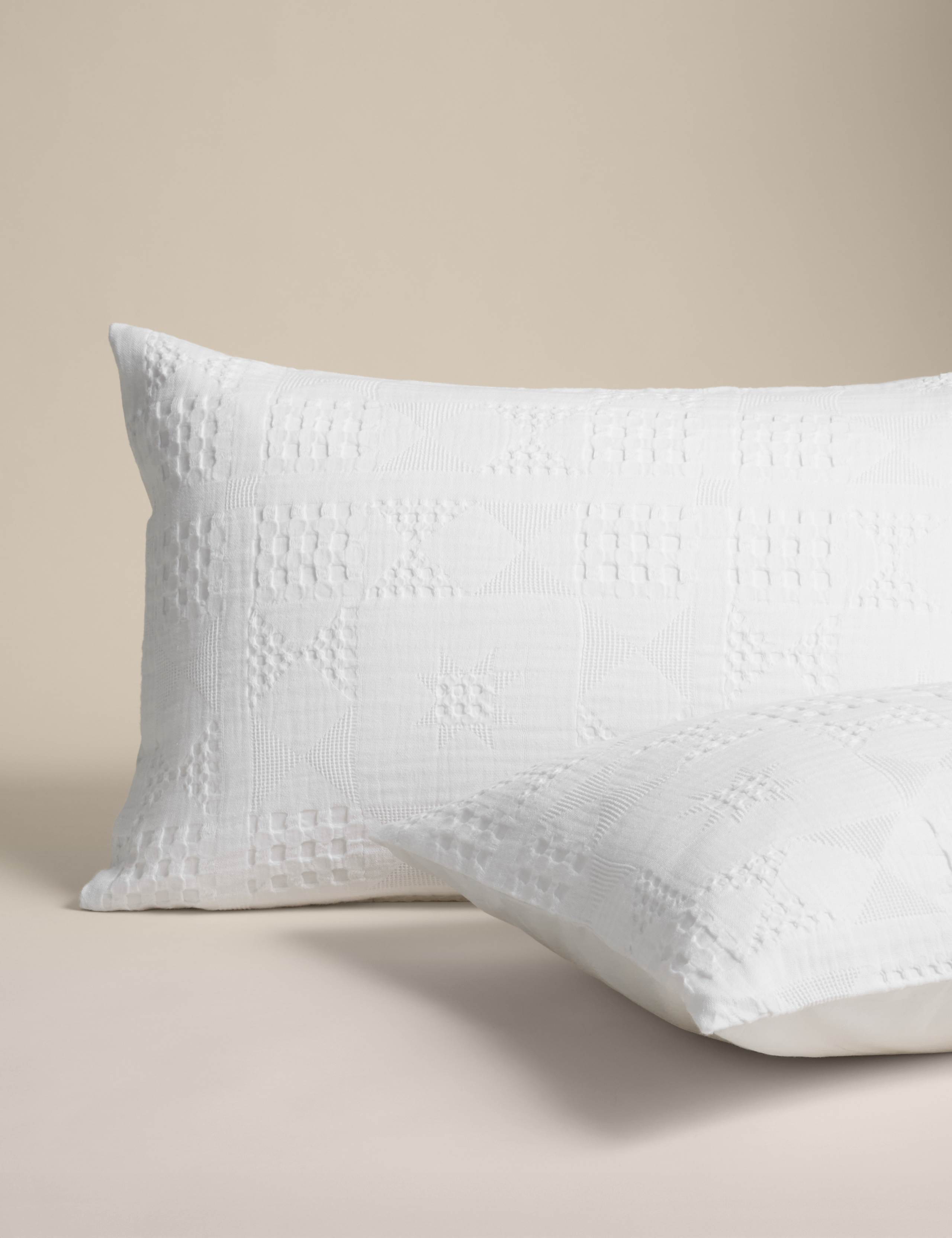 Pure Cotton Geometric Jacquard Bedding Set 3 of 5