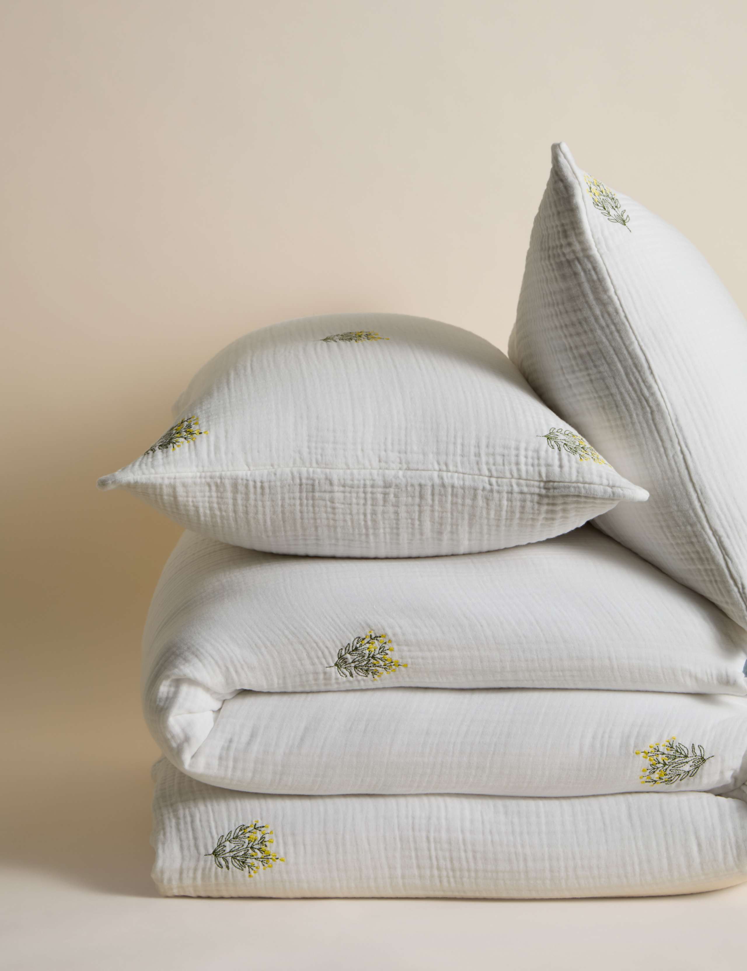 Pure Cotton Muslin Floral Sprig Bedding Set 2 of 5