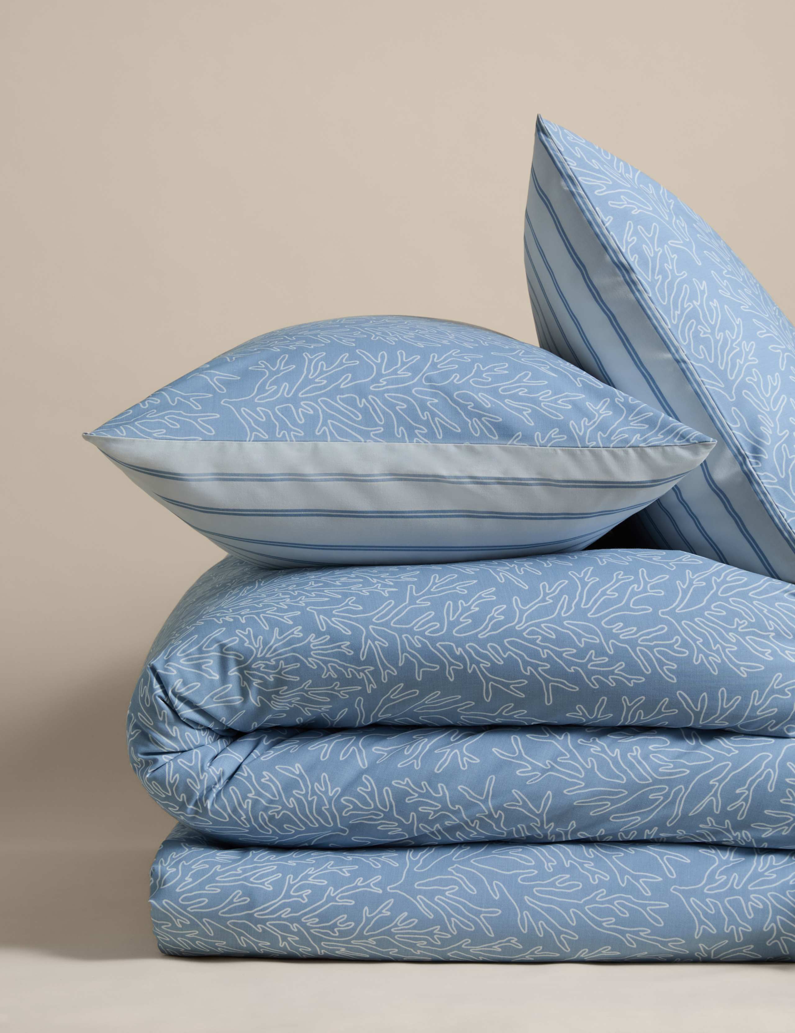 Cotton Rich Coral Printed Bedding Set 2 of 5