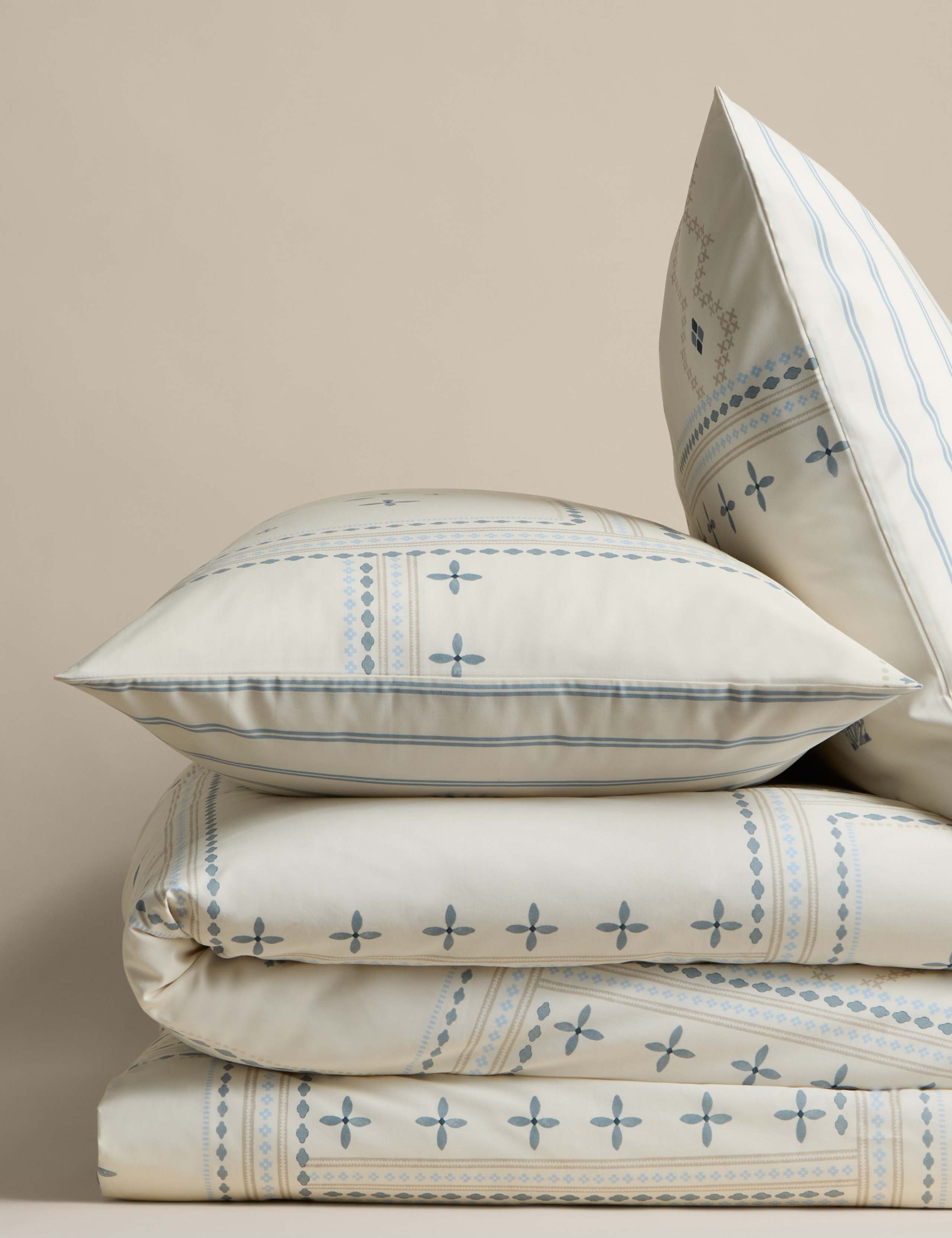 Pure Cotton Coastal Tile Print Bedding Set 2 of 5