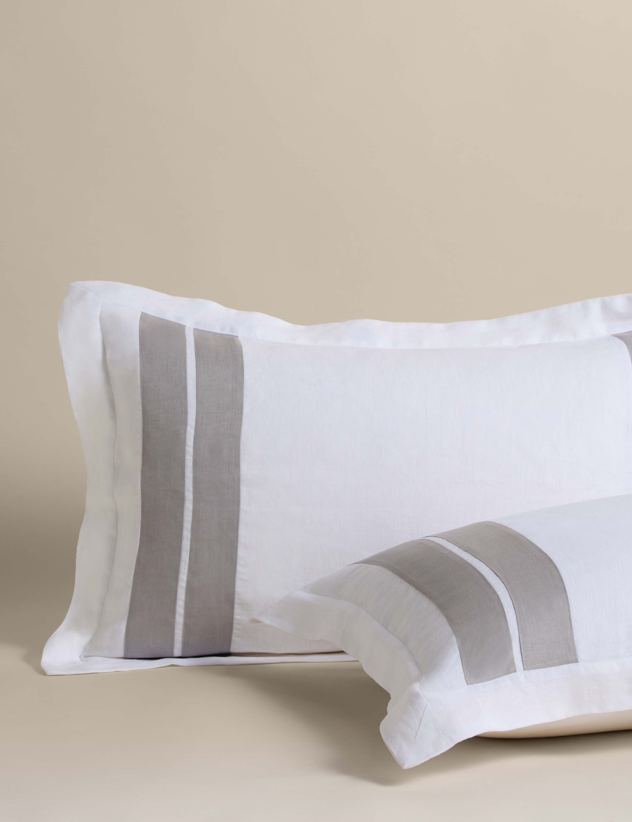 Pure Linen Panel Bedding Set 2 of 4