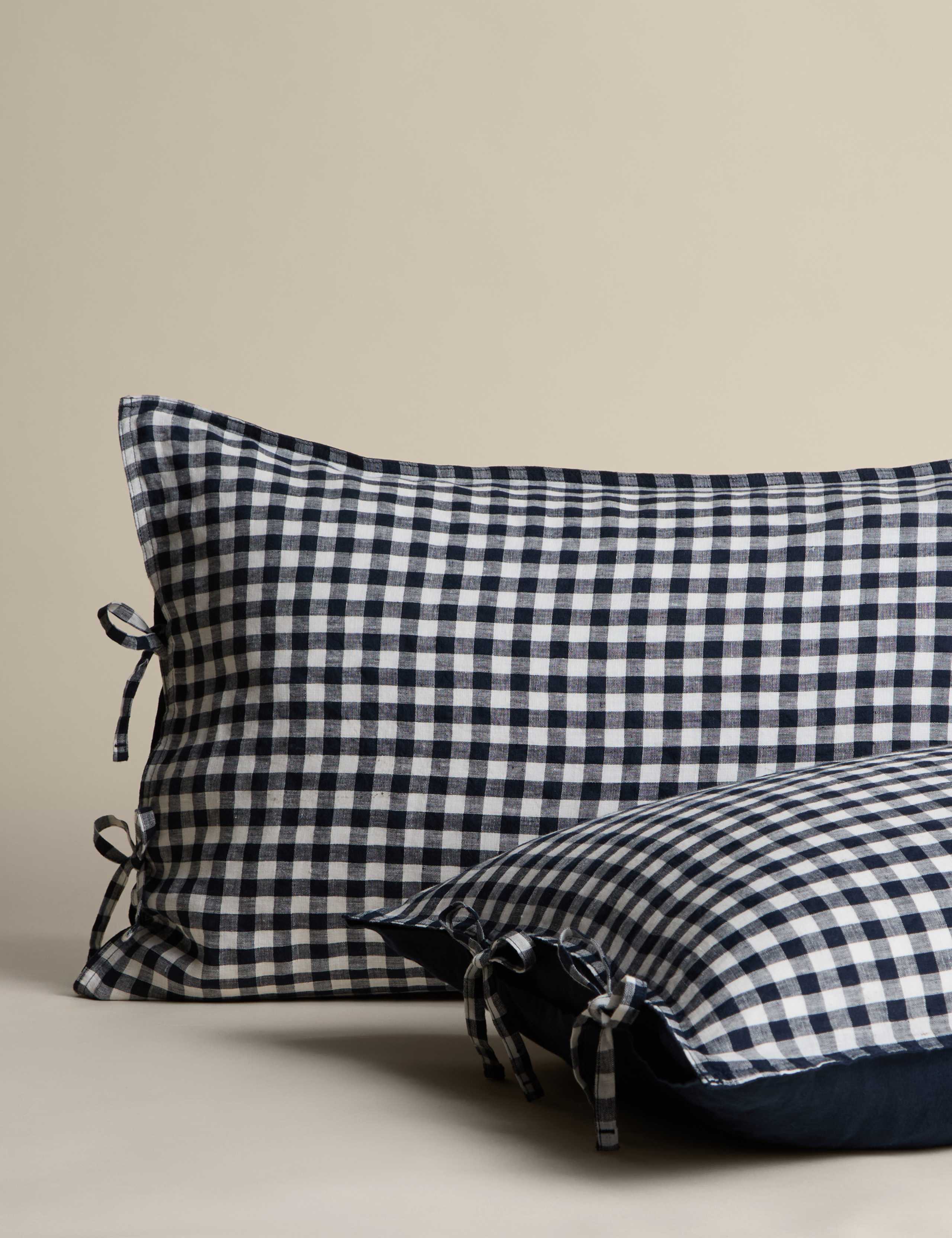 Pure Linen Gingham Bedset 3 of 5