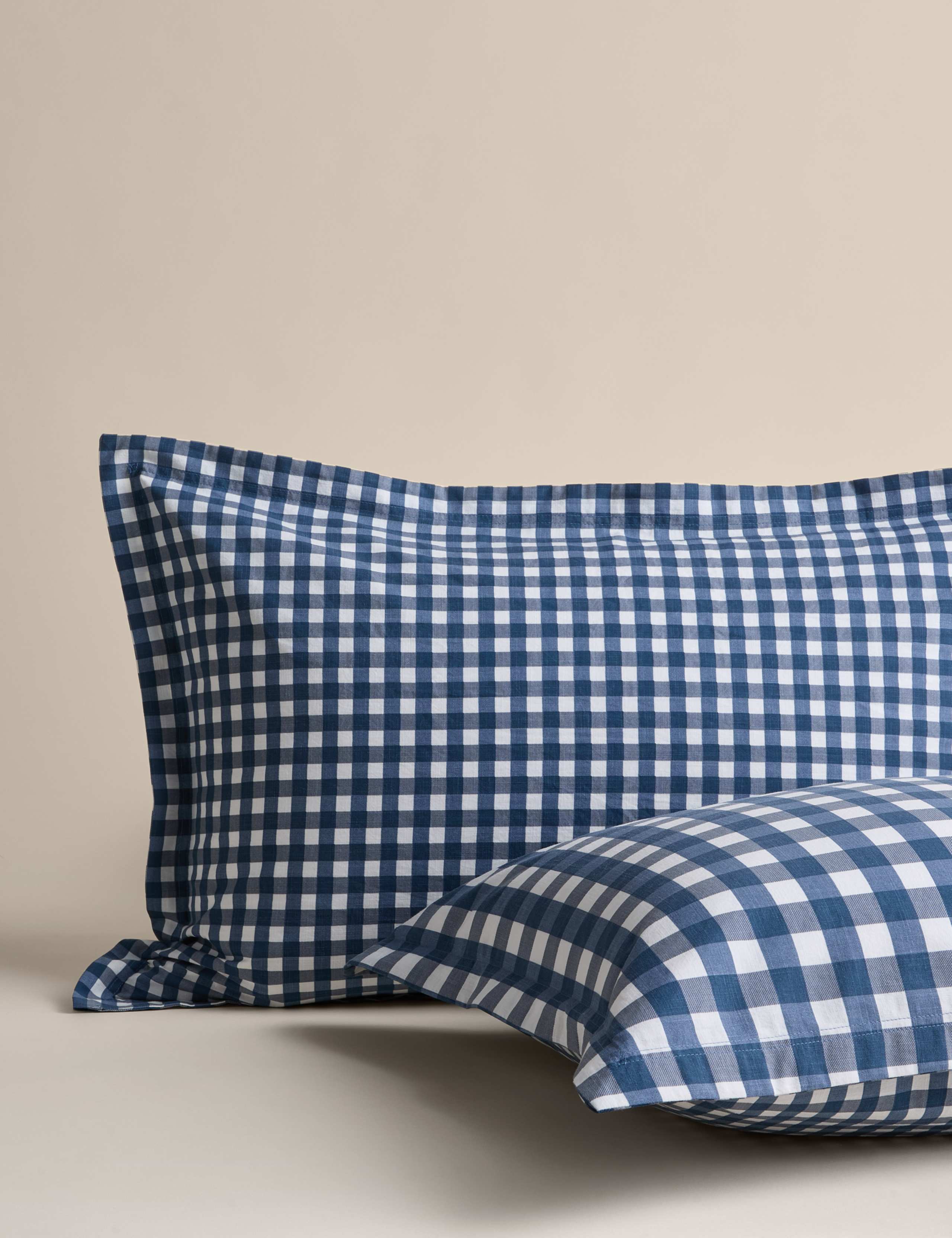 Pure Cotton Gingham Reversible Bedding Set 3 of 5