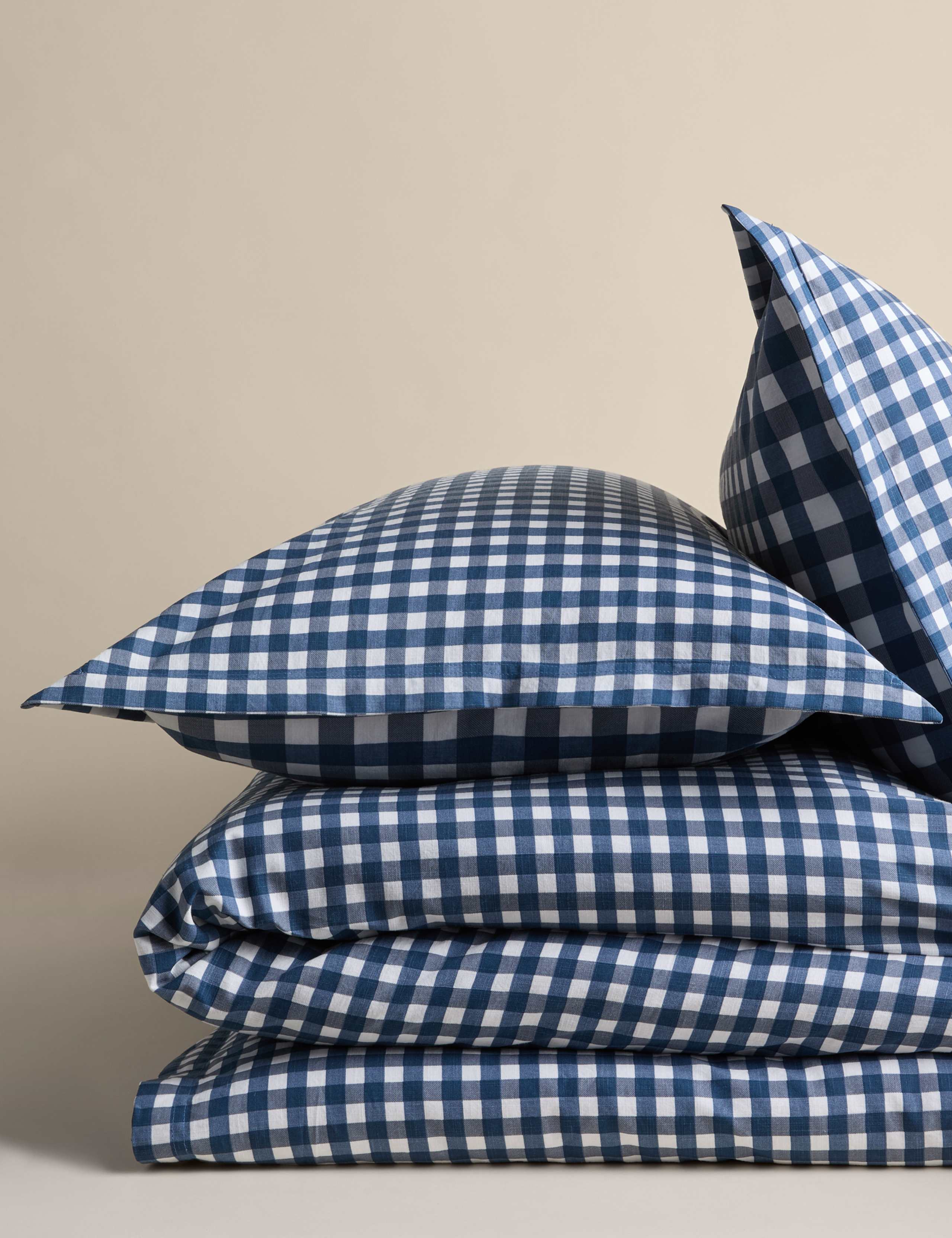 Pure Cotton Gingham Reversible Bedding Set 2 of 5