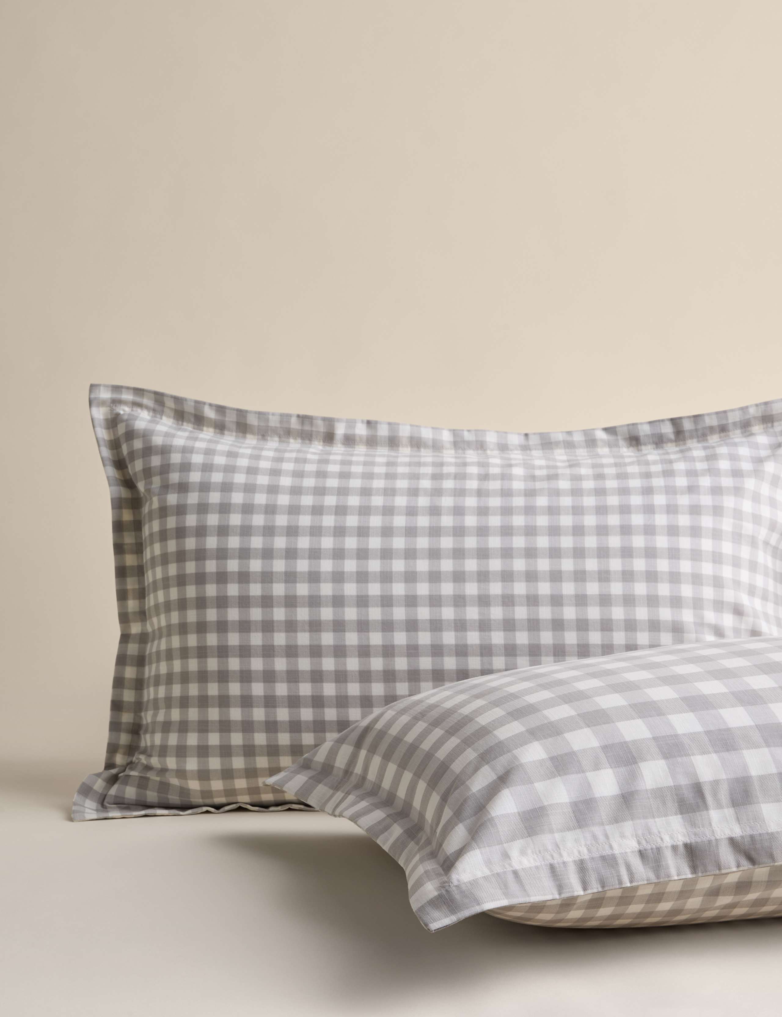 Pure Cotton Gingham Reversible Bedding Set 3 of 5