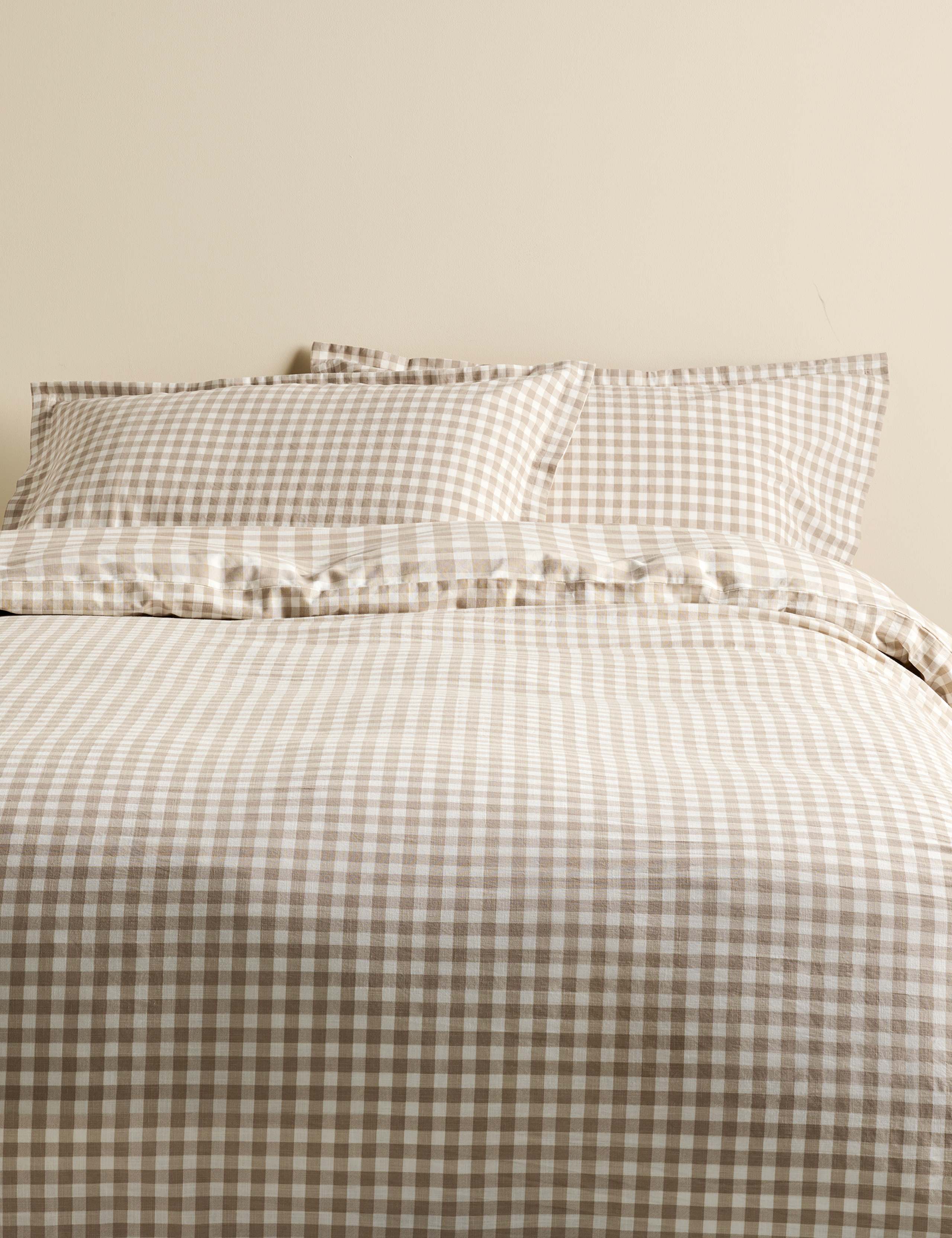 Pure Cotton Gingham Reversible Bedding Set 1 of 5