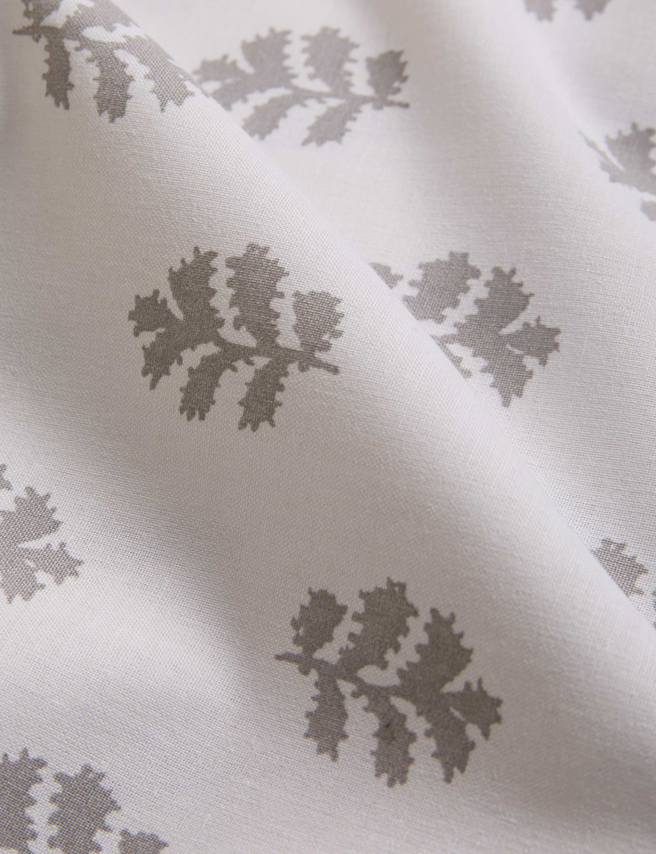 Cotton Blend Mini Leaf Bedding Set 4 of 5