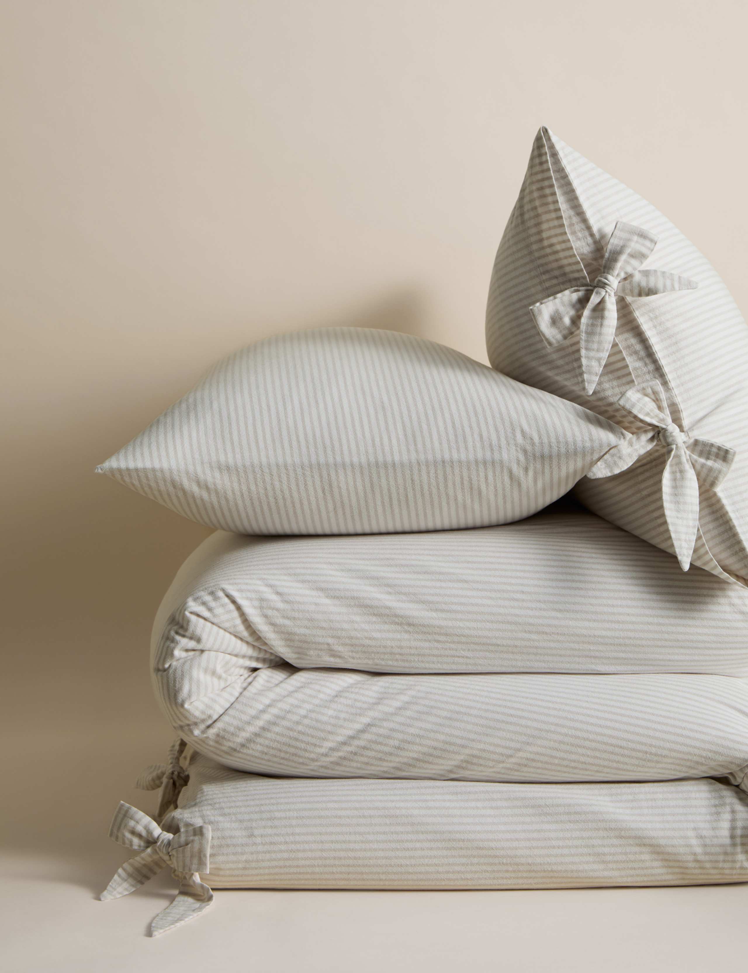 Pure Cotton Striped Tie Bedding Set 2 of 5