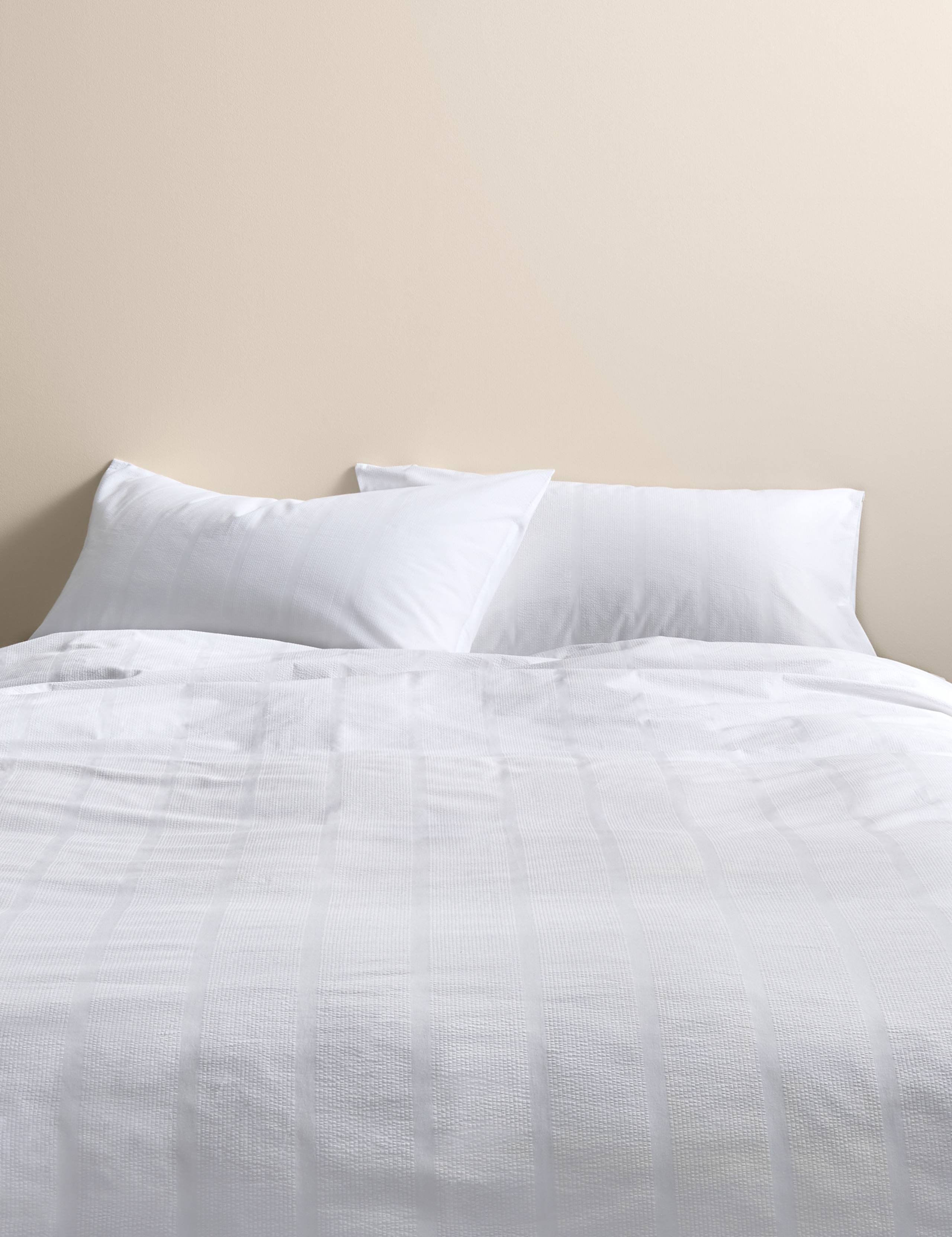 Pure Cotton Striped Seersucker Bedding Set 1 of 5