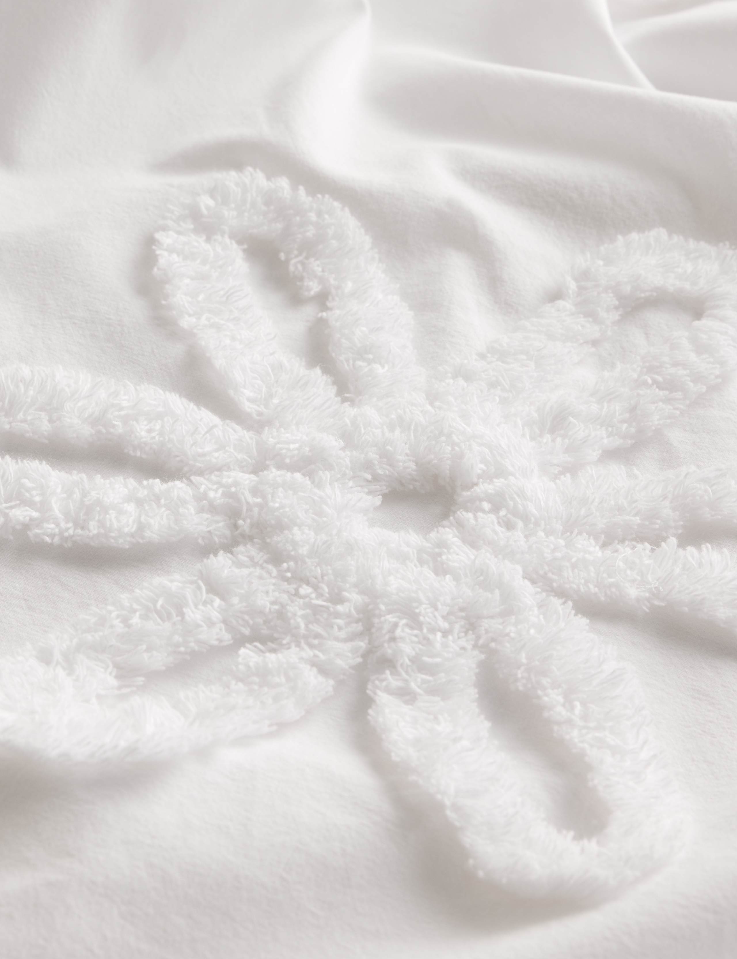 Pure Cotton Tufted Flower Bedding Set 4 of 5