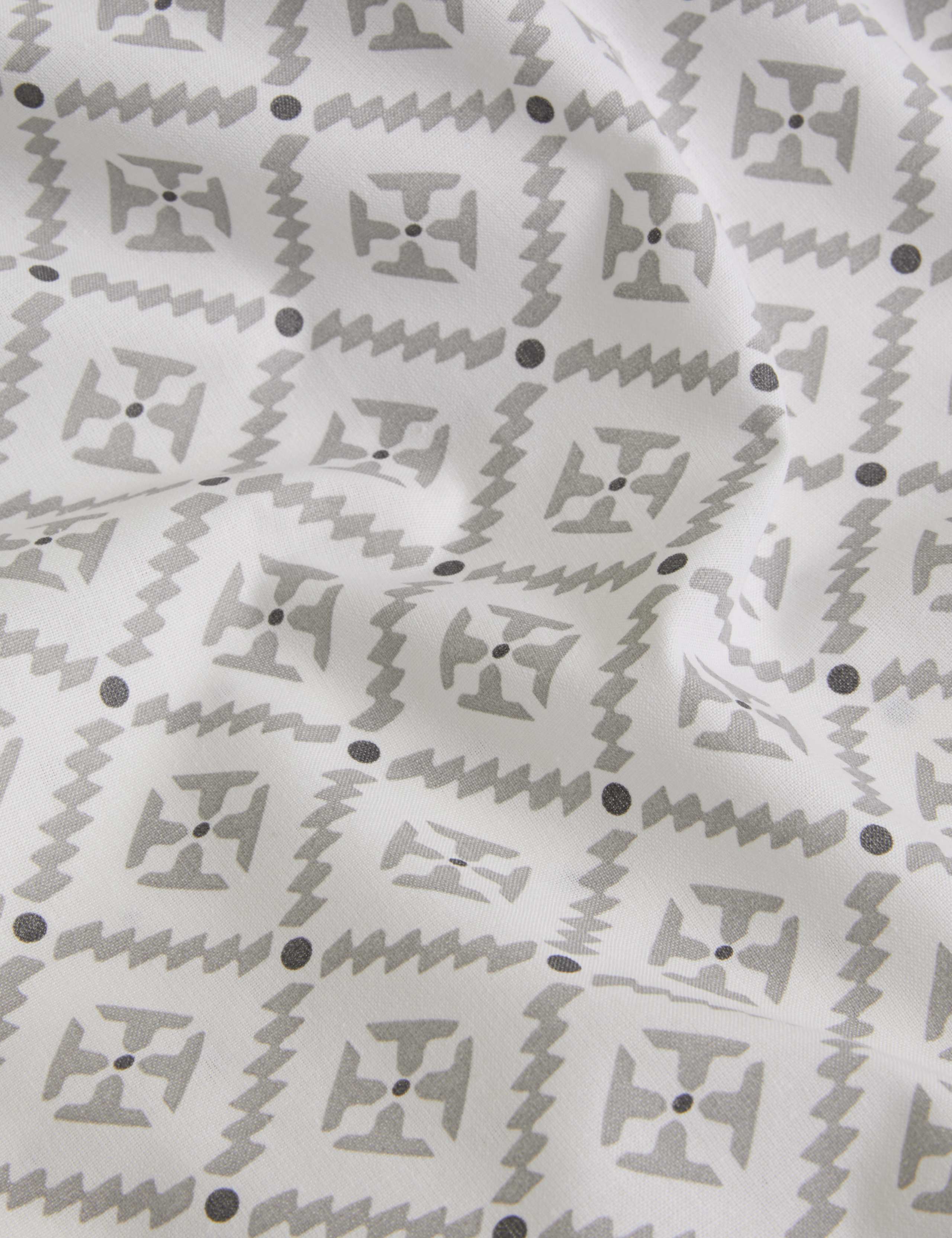 Cotton Blend Geometric Tile Bedding Set 4 of 4
