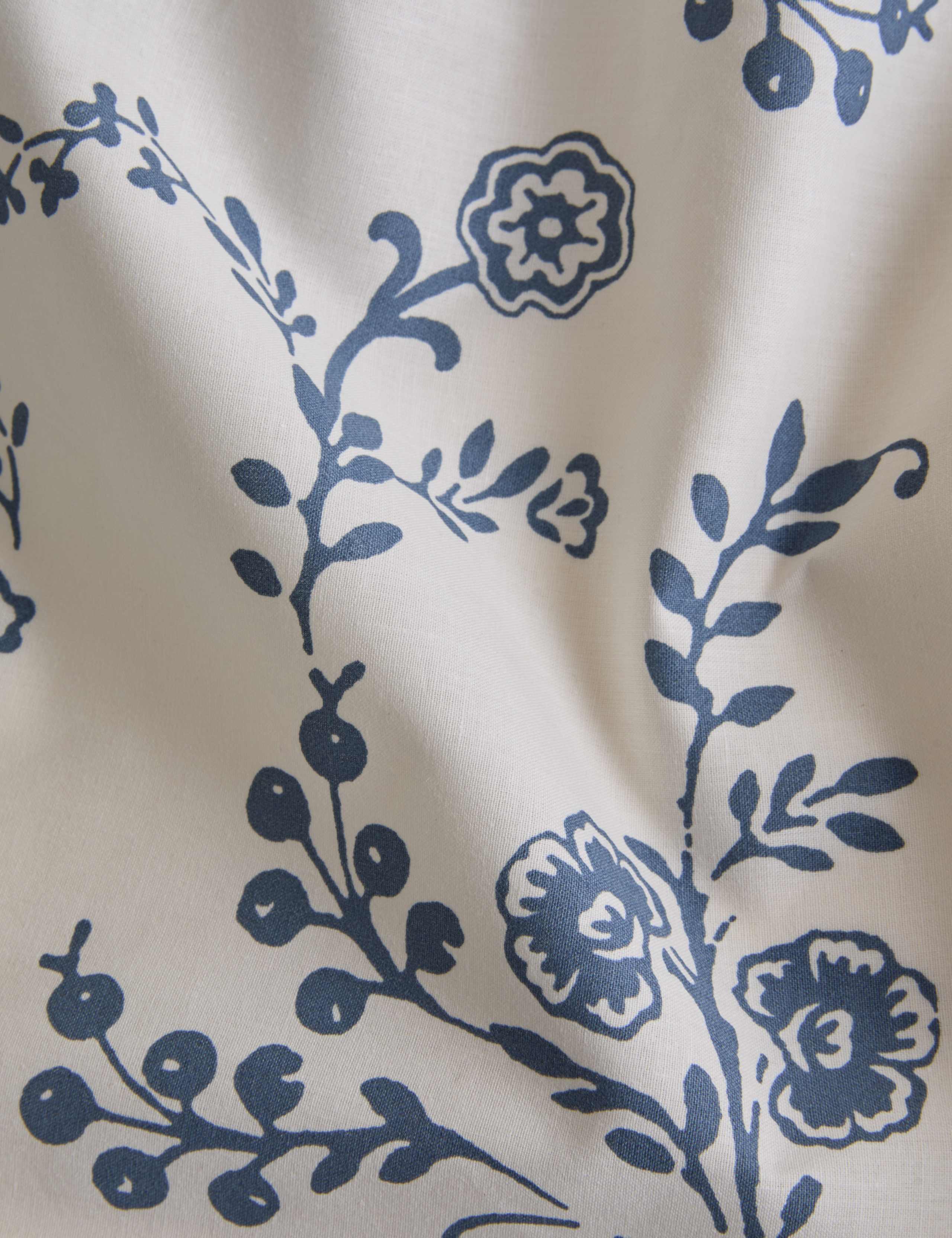 Cotton Rich Trailing Floral Bedding Set 4 of 4